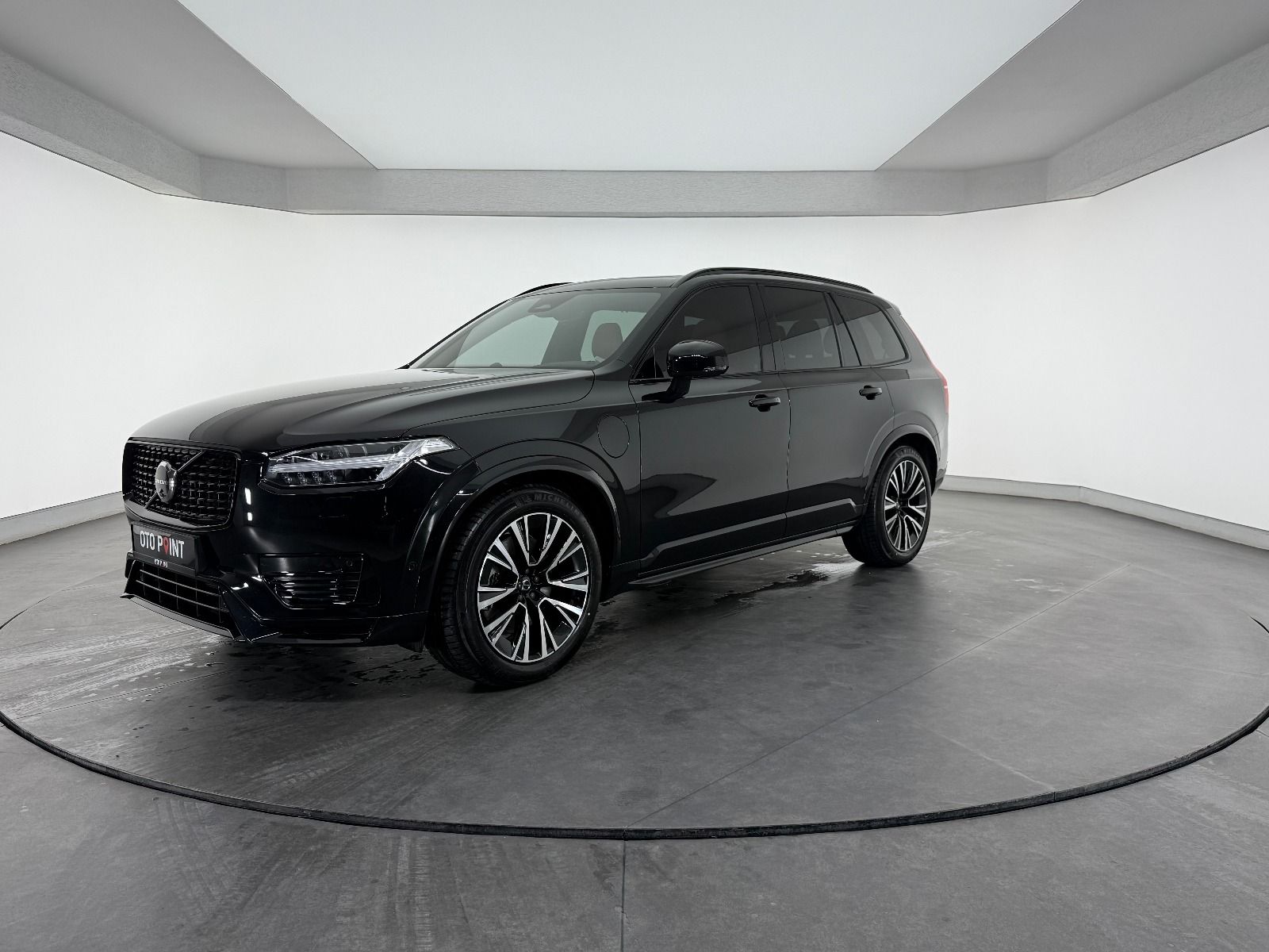 Volvo XC90 2.0 T8 Recharge Plug-In Hybrid AWD Plus Dark - 2024 - Detay