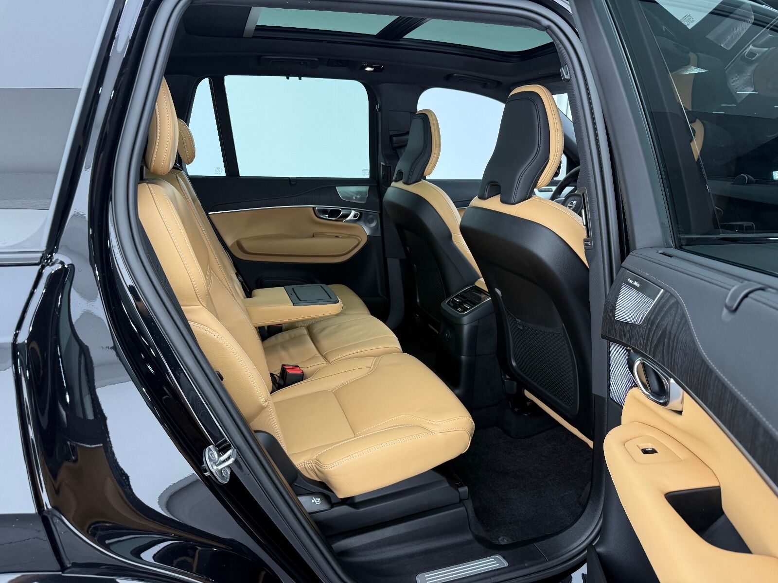 Volvo XC90 2.0 T8 Recharge Plug-In Hybrid AWD Plus Dark - 2024 - Detay