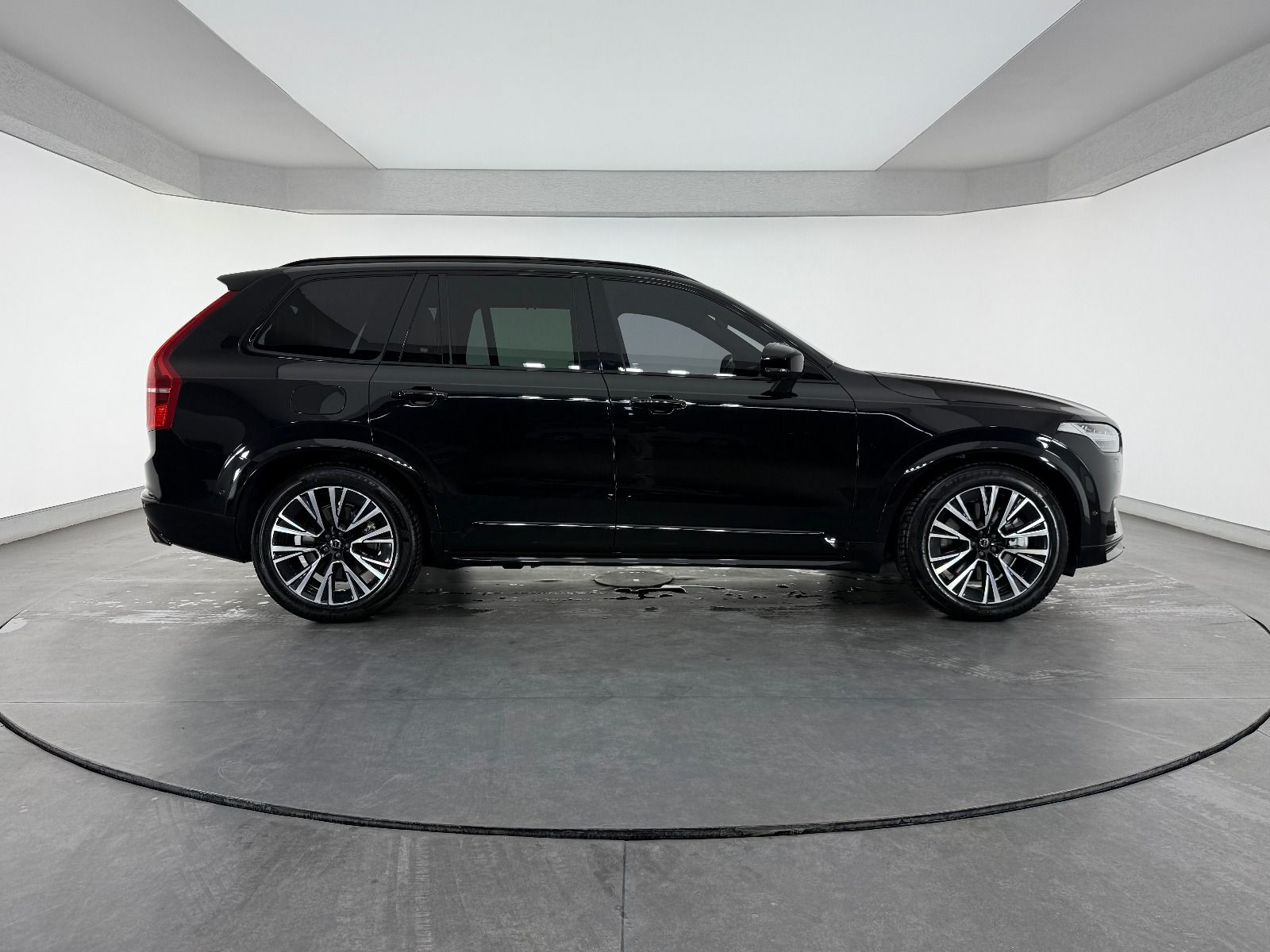 Volvo XC90 2.0 T8 Recharge Plug-In Hybrid AWD Plus Dark - 2024 - Detay