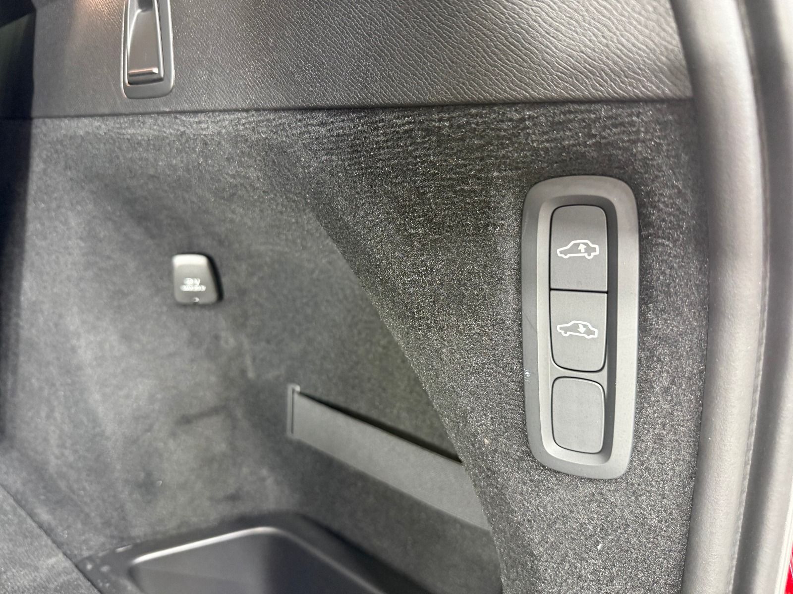 Volvo XC90 2.0 T8 Recharge Plug-In Hybrid AWD Plus Dark - 2024 - Detay