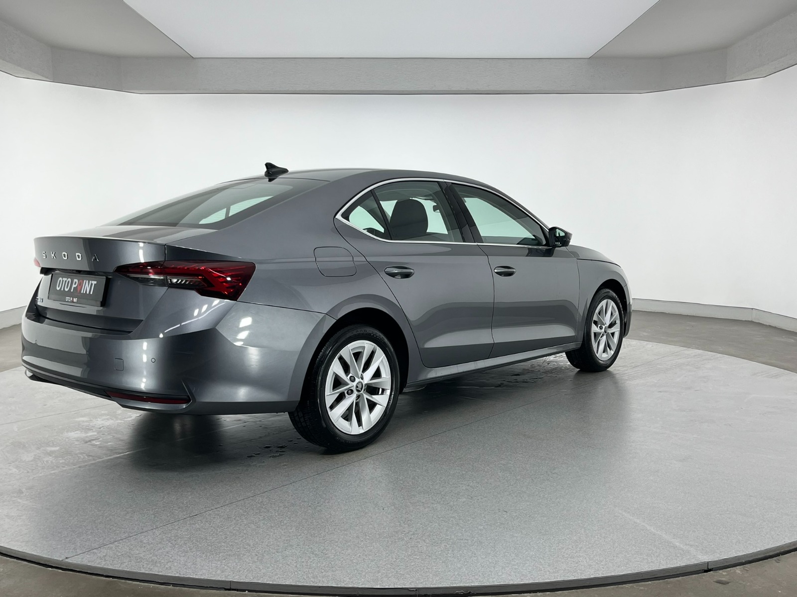 Skoda Octavia Sedan 1.5 TSI mHEV Premium DSG - 2025 - Detay