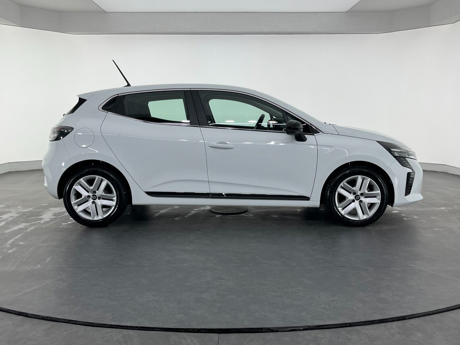 Renault Clio 1.0 TCE Evolution X-Tronic - 2025 - Detay