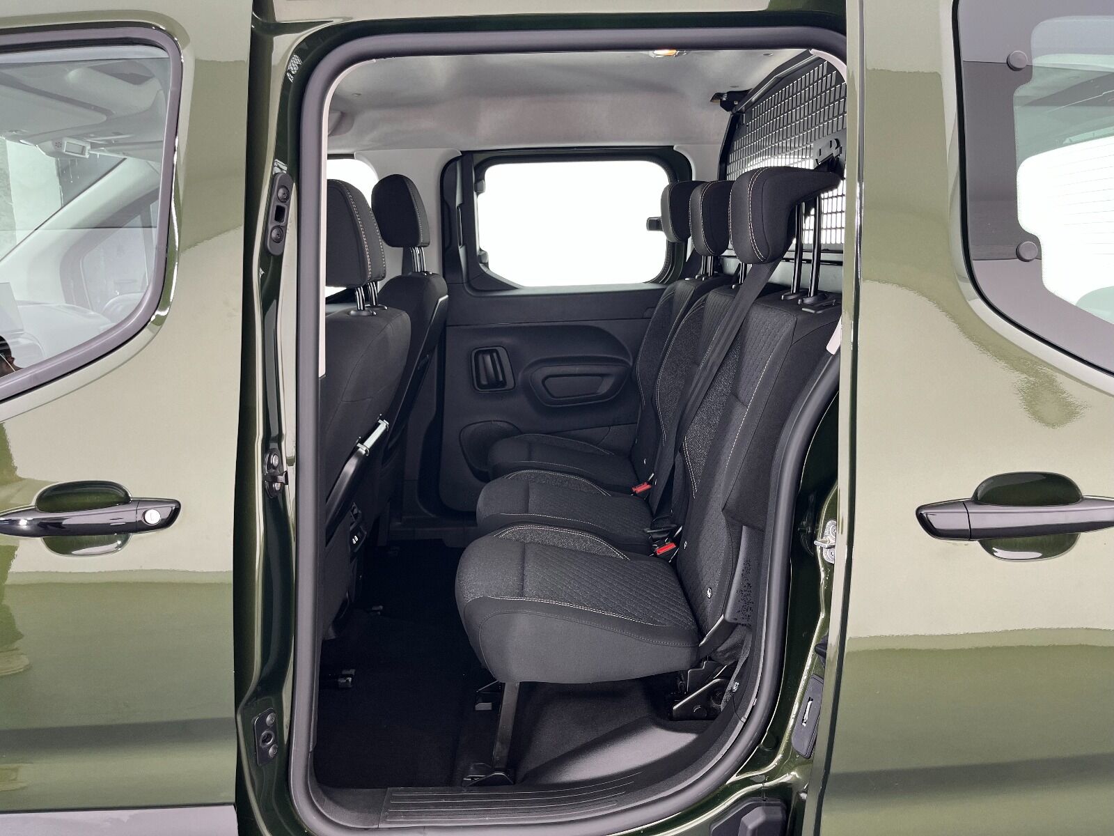 Peugeot Rifter 1.5 BlueHDI Allure EAT8 - 2025 - Detay