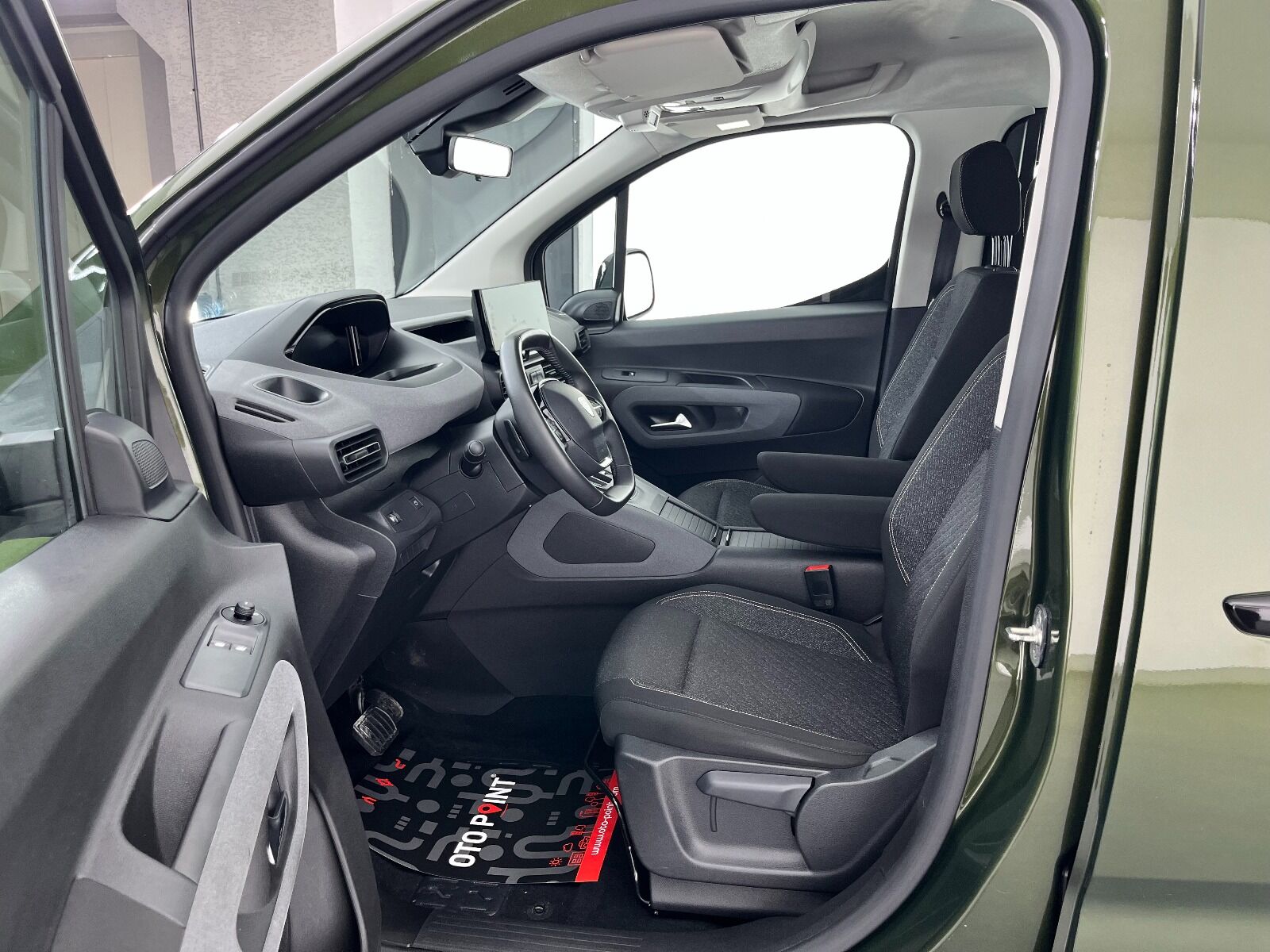 Peugeot Rifter 1.5 BlueHDI Allure EAT8 - 2025 - Detay
