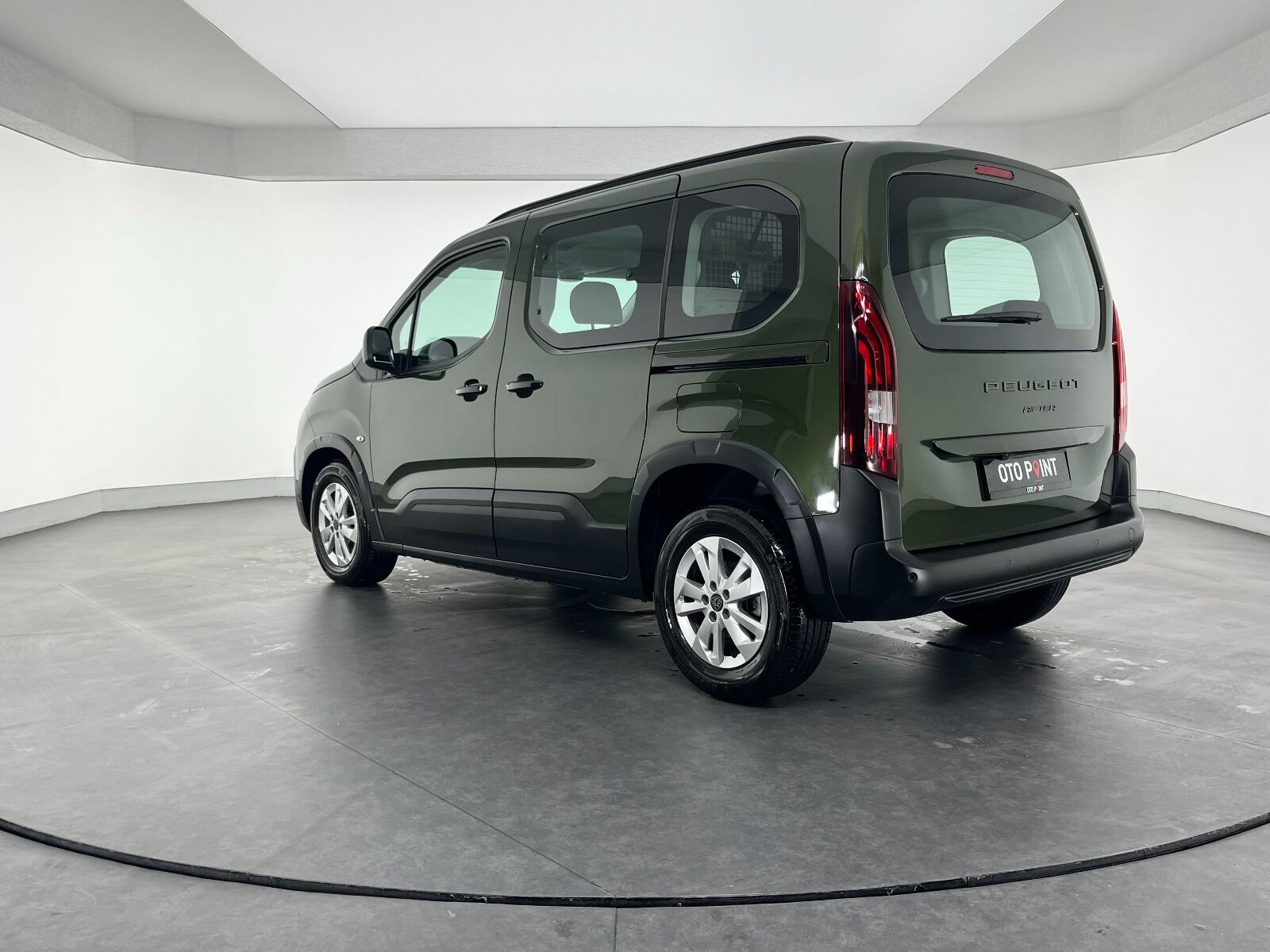 Peugeot Rifter 1.5 BlueHDI Allure EAT8 - 2025 - Detay