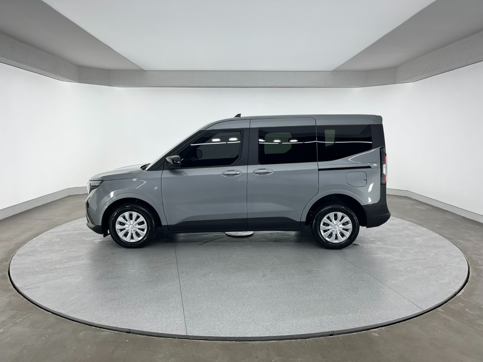 Ford Tourneo Courier Kombi 1.5 EcoBlue Deluxe - 2025 - Detay