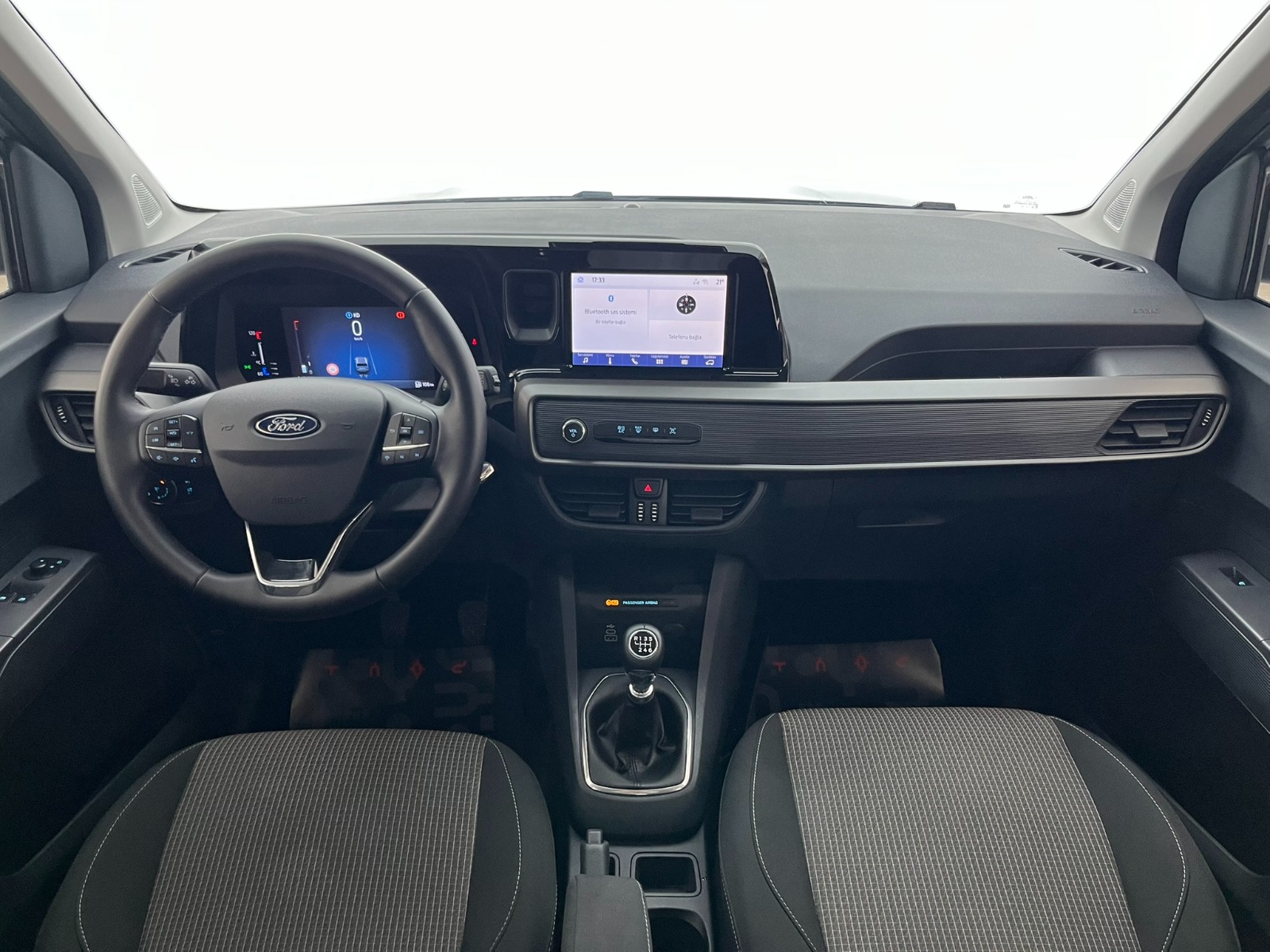 Ford Tourneo Courier Kombi 1.5 EcoBlue Deluxe - 2025 - Detay