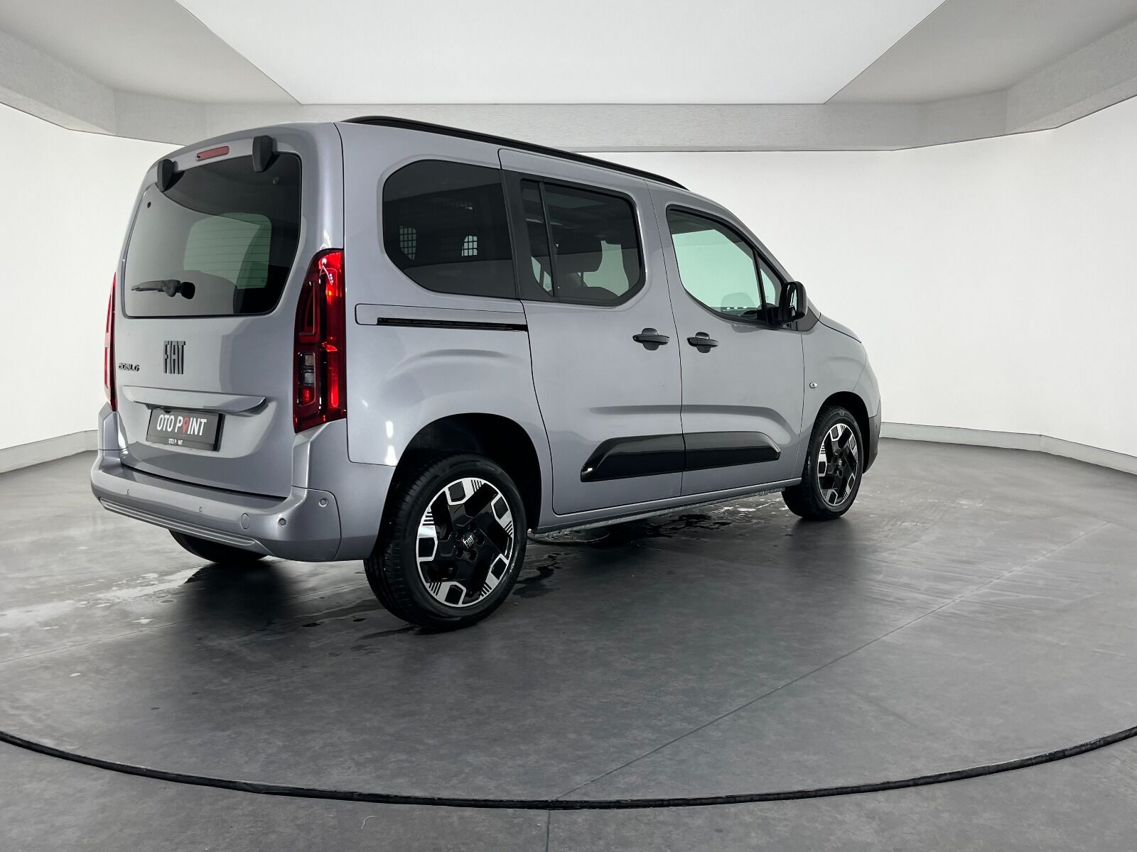 Fiat Doblo Combi 1.5 BlueHDİ Premio Plus - 2025 - Detay