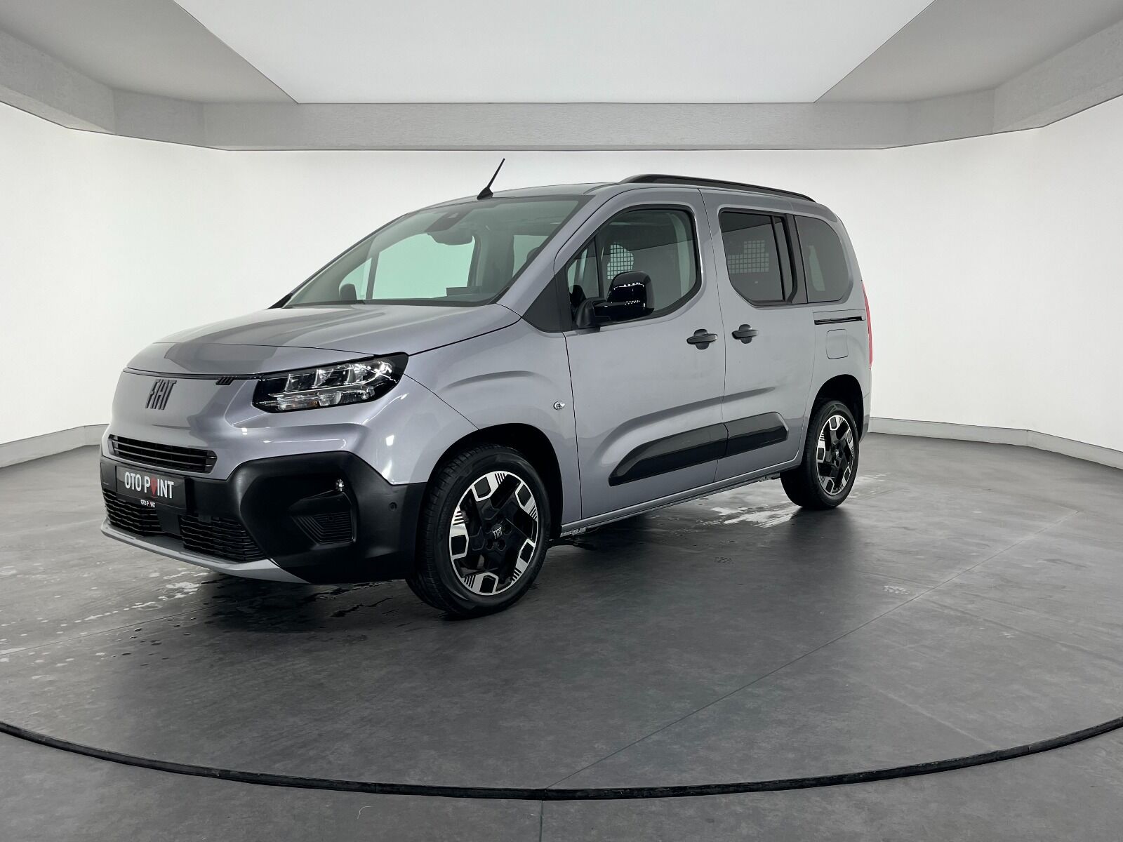 Fiat Doblo Combi 1.5 BlueHDİ Premio Plus - 2025 - Detay