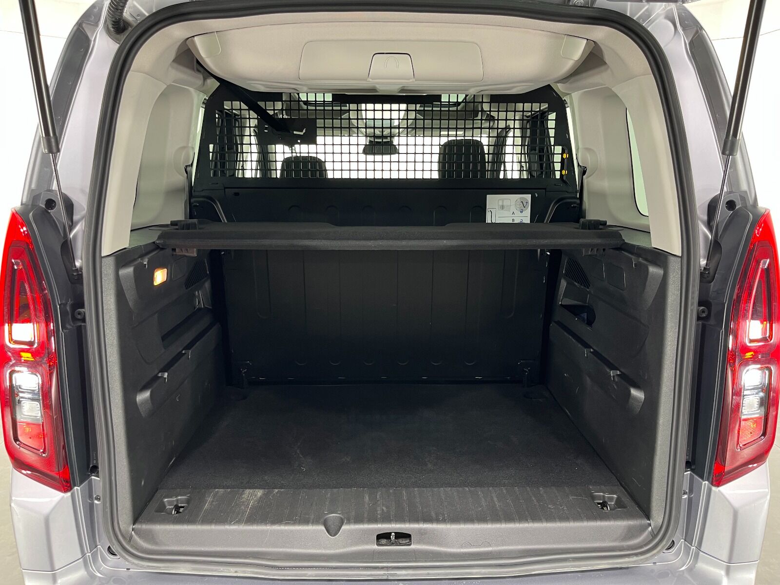 Fiat Doblo Combi 1.5 BlueHDİ Premio Plus - 2025 - Detay