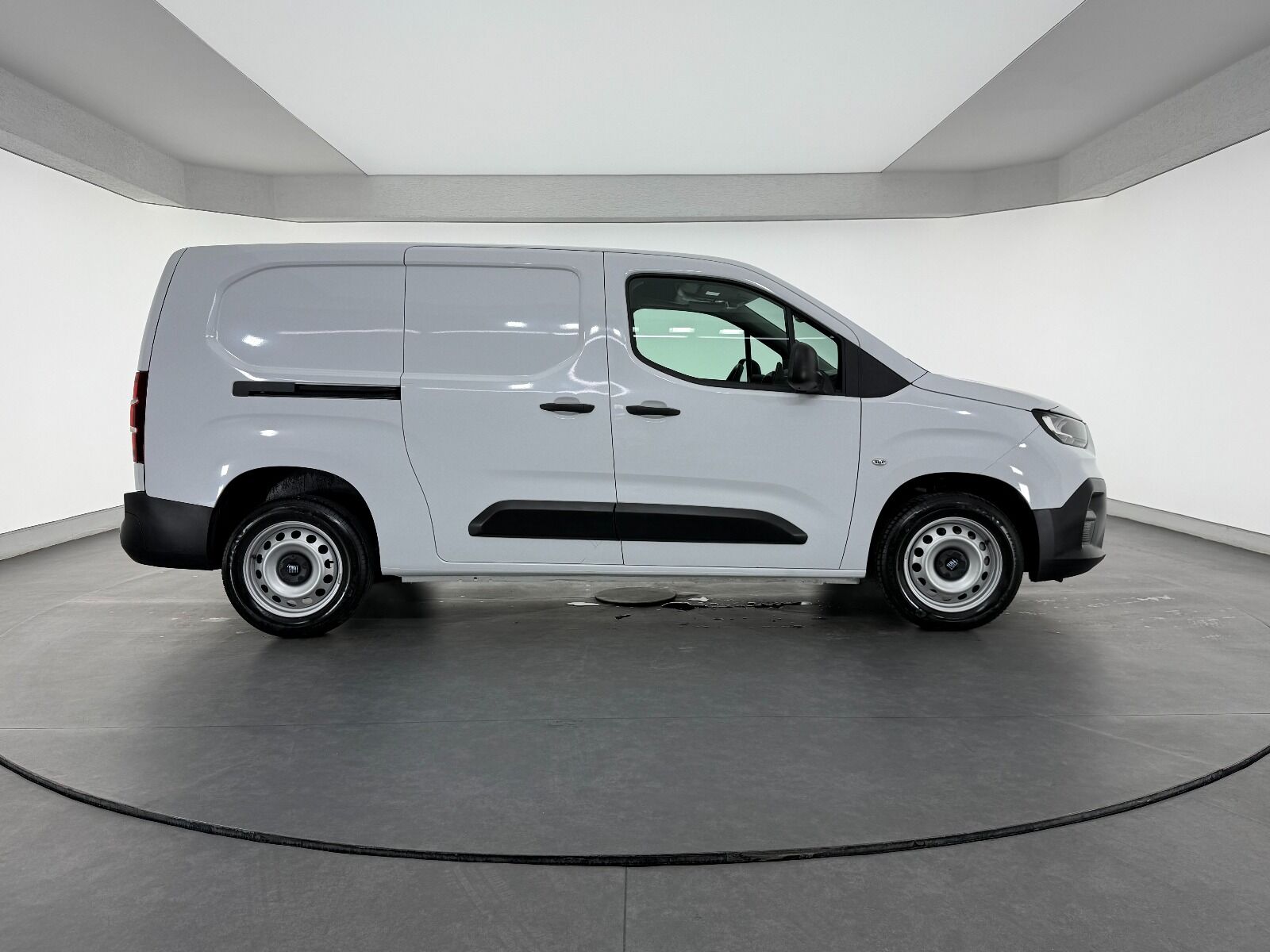 Fiat Doblo Cargo 1.5 BlueHDİ Maxi - 2025 - Detay