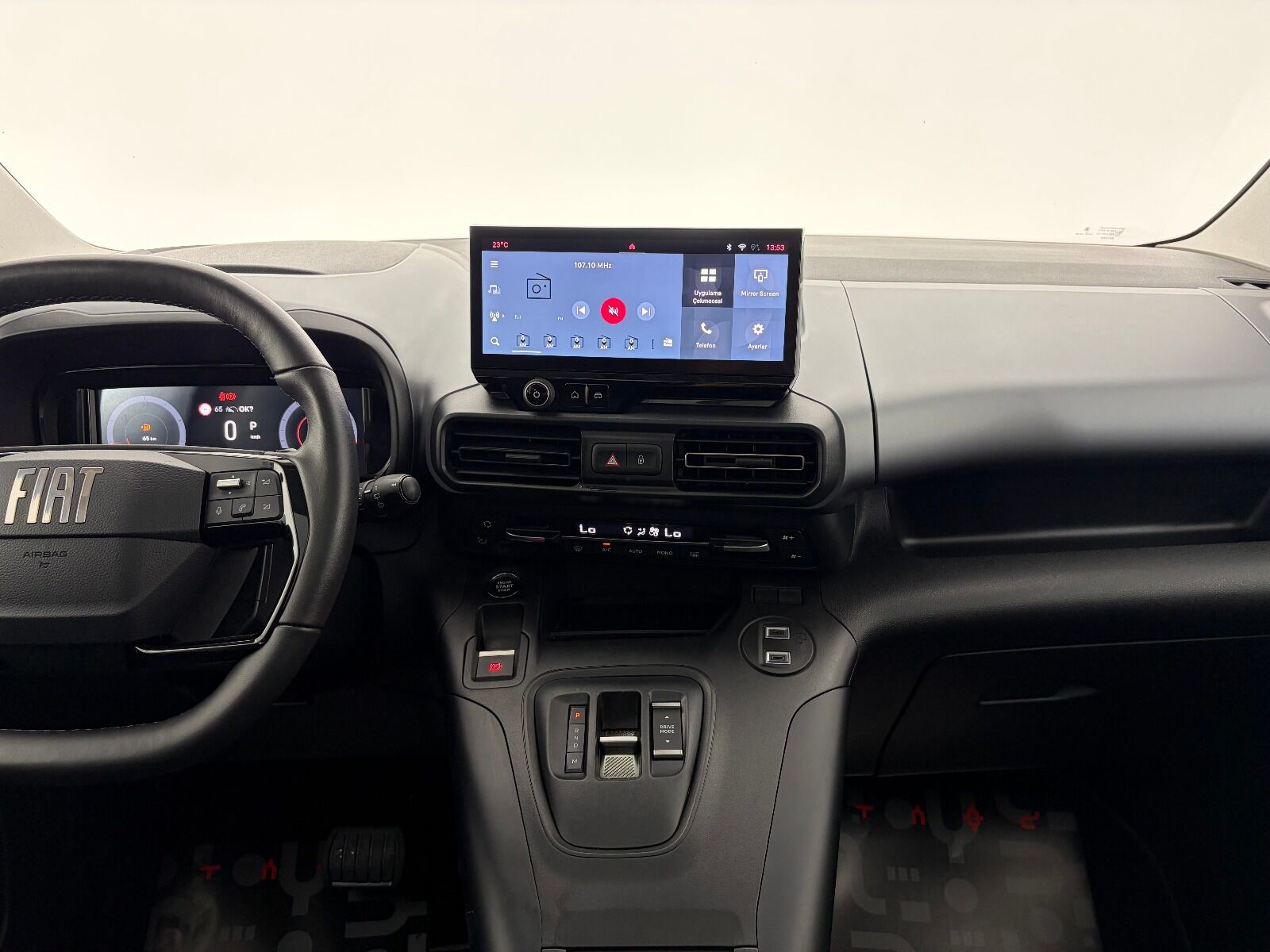 Fiat Doblo Combi 1.5 BlueHDİ Premio Plus - 2025 - Detay