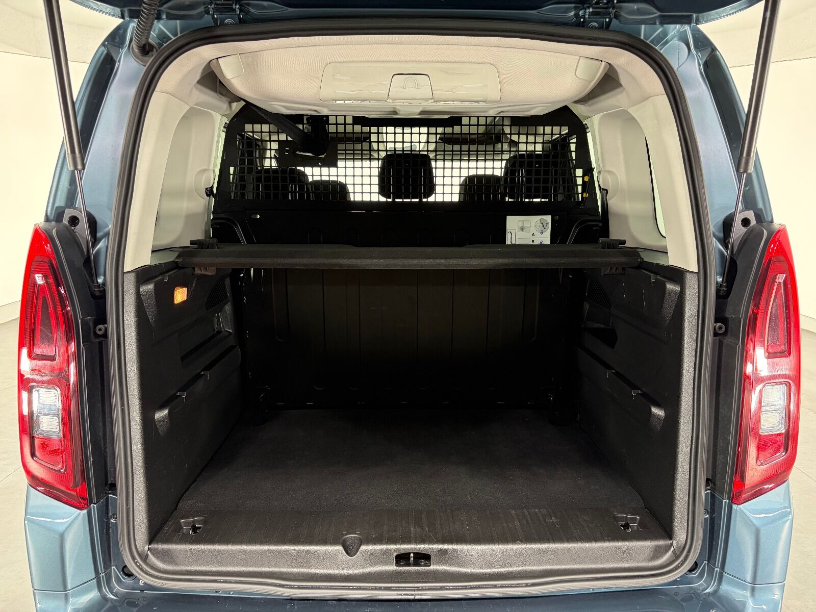 Fiat Doblo Combi 1.5 BlueHDİ Premio Plus - 2025 - Detay