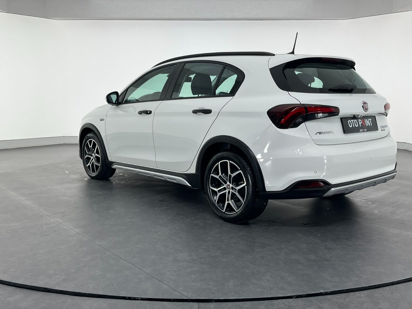 Fiat Egea Cross 1.6 MultiJet Urban GSR Traction+ DCT - 2024 - Detay