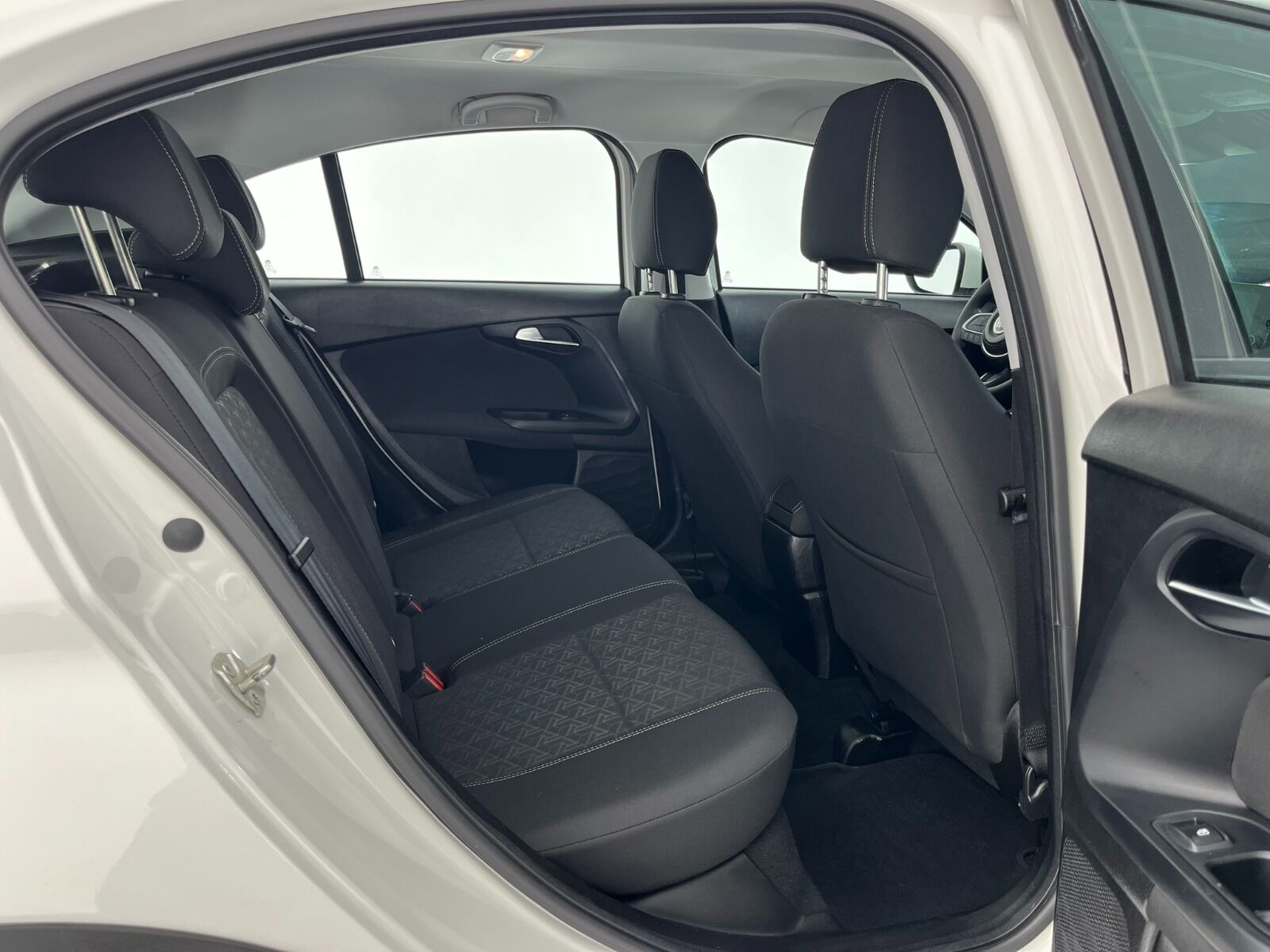 Fiat Egea Cross 1.6 MultiJet Urban GSR Traction+ DCT - 2024 - Detay