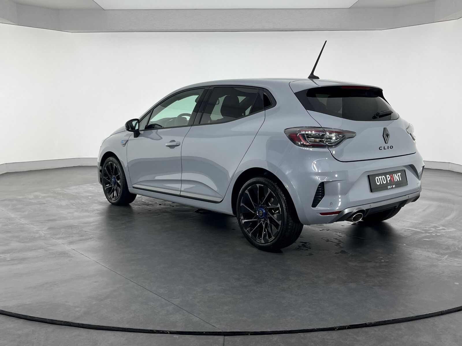 Renault Clio 1.0 TCE Techno Esprit Alpine X-Tronic - 2025 - Detay