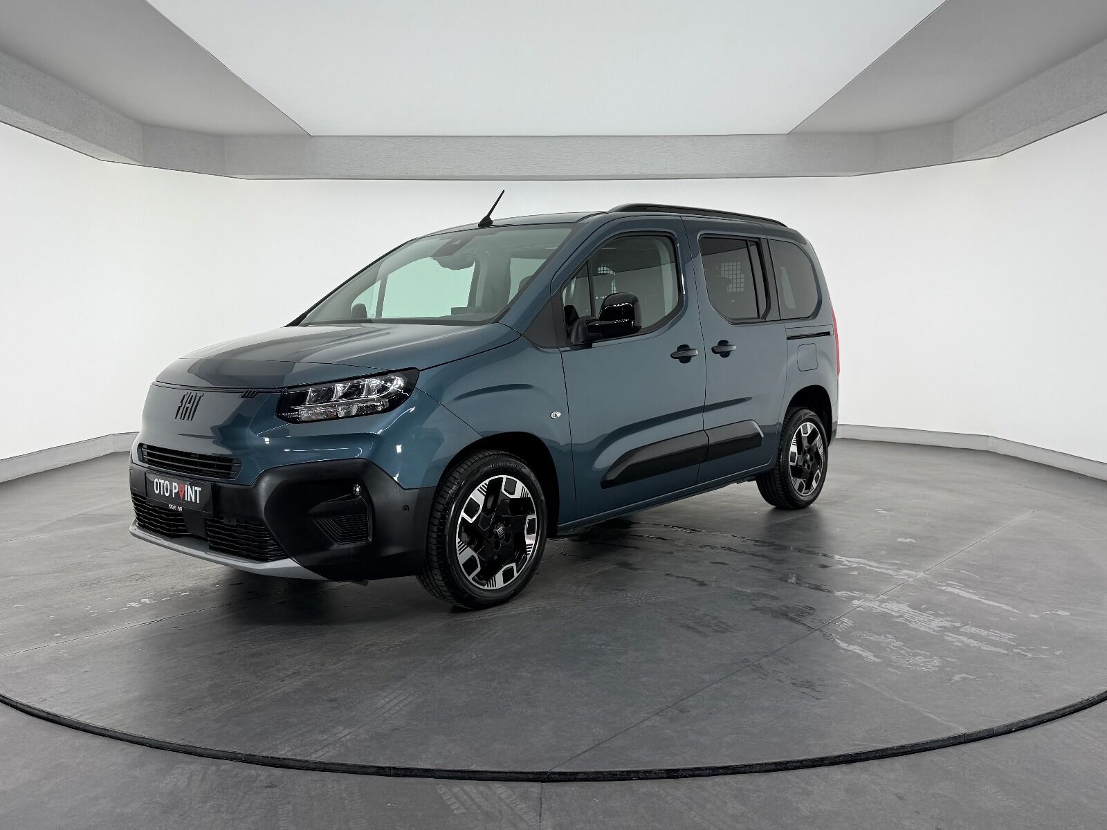 Fiat Doblo Combi 1.5 BlueHDİ Premio Plus - 2025 - Detay