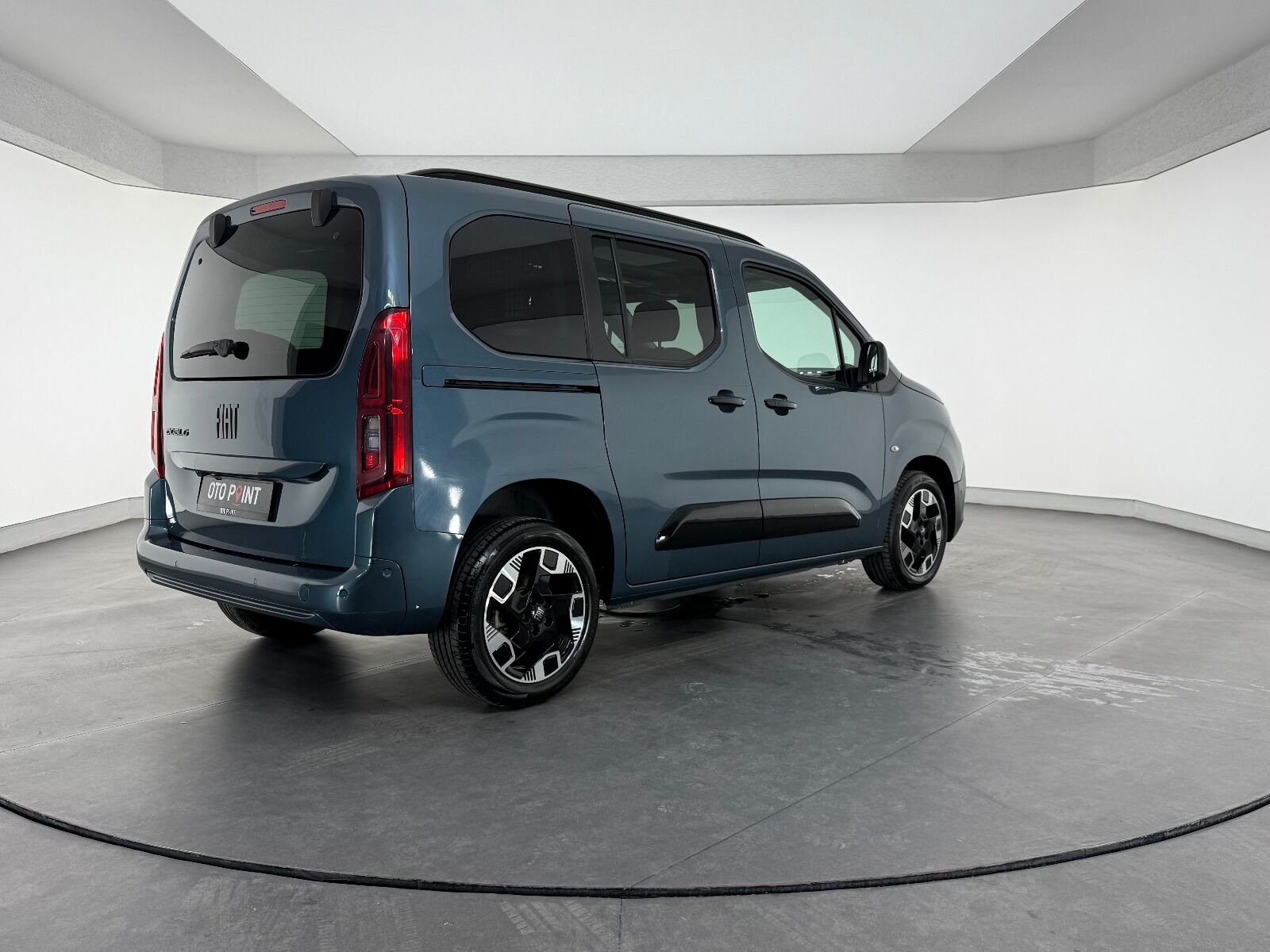 Fiat Doblo Combi 1.5 BlueHDİ Premio Plus - 2025 - Detay