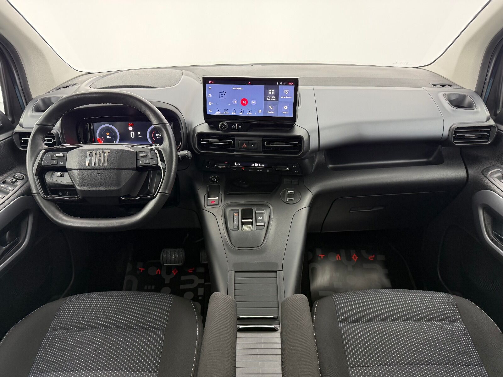 Fiat Doblo Combi 1.5 BlueHDİ Premio Plus - 2025 - Detay