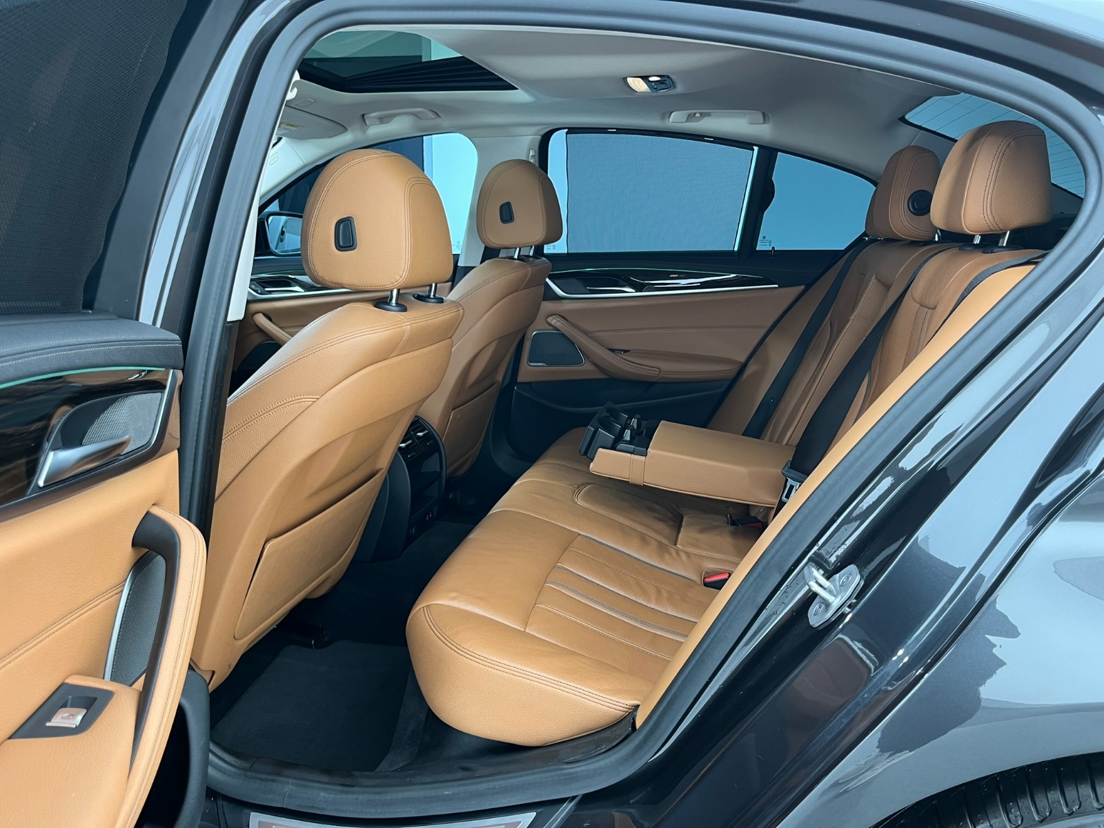 BMW 5 Serisi Sedan 520i Luxury Line Otomatik - 2022 - Detay