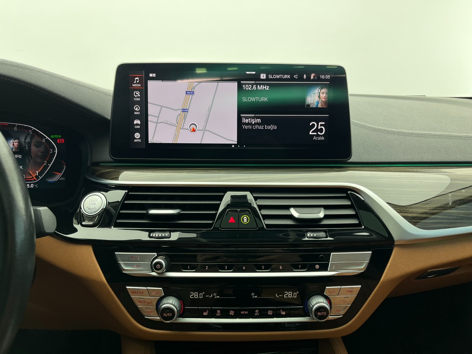 BMW 5 Serisi Sedan 520i Luxury Line Otomatik - 2022 - Detay