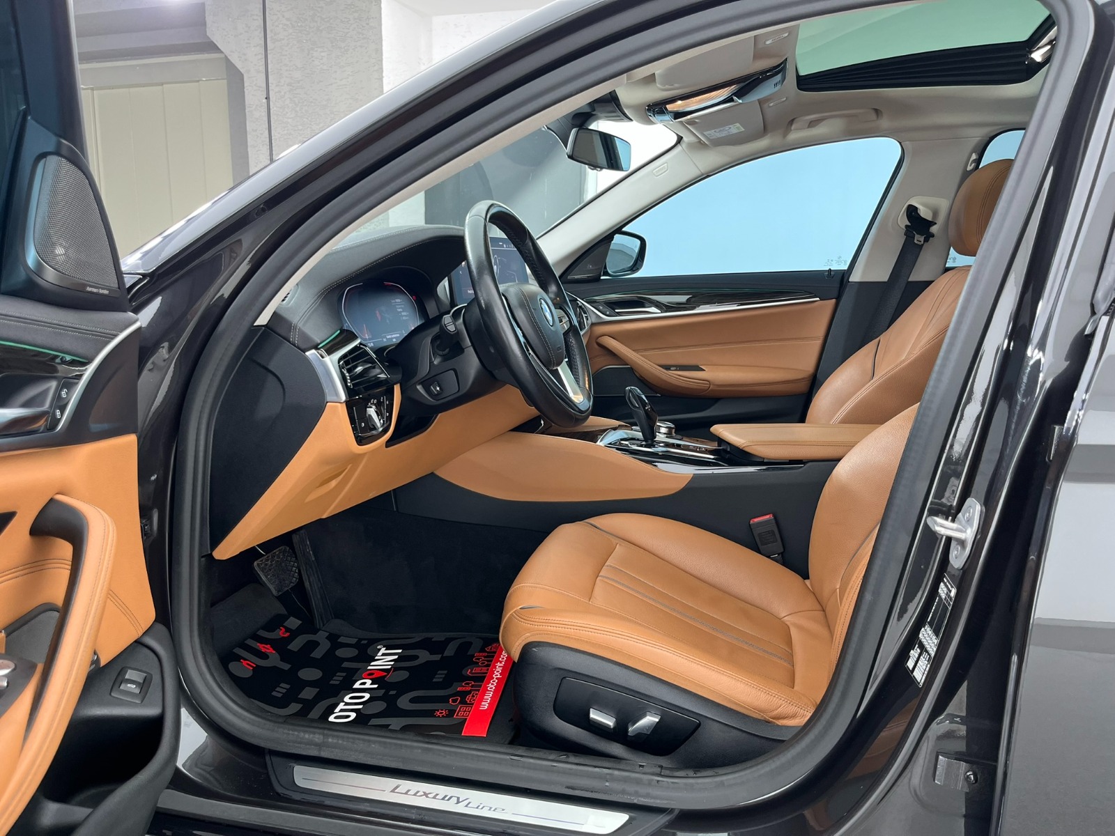 BMW 5 Serisi Sedan 520i Luxury Line Otomatik - 2022 - Detay