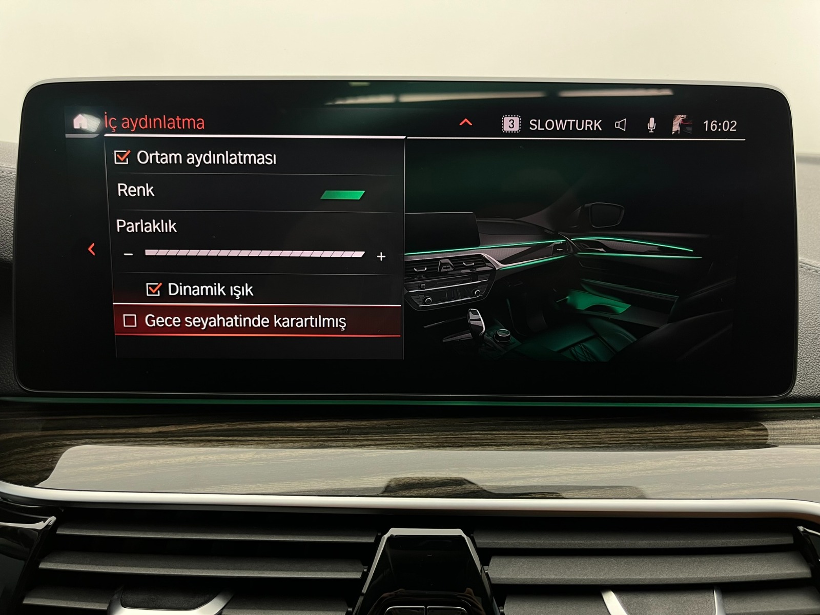 BMW 5 Serisi Sedan 520i Luxury Line Otomatik - 2022 - Detay