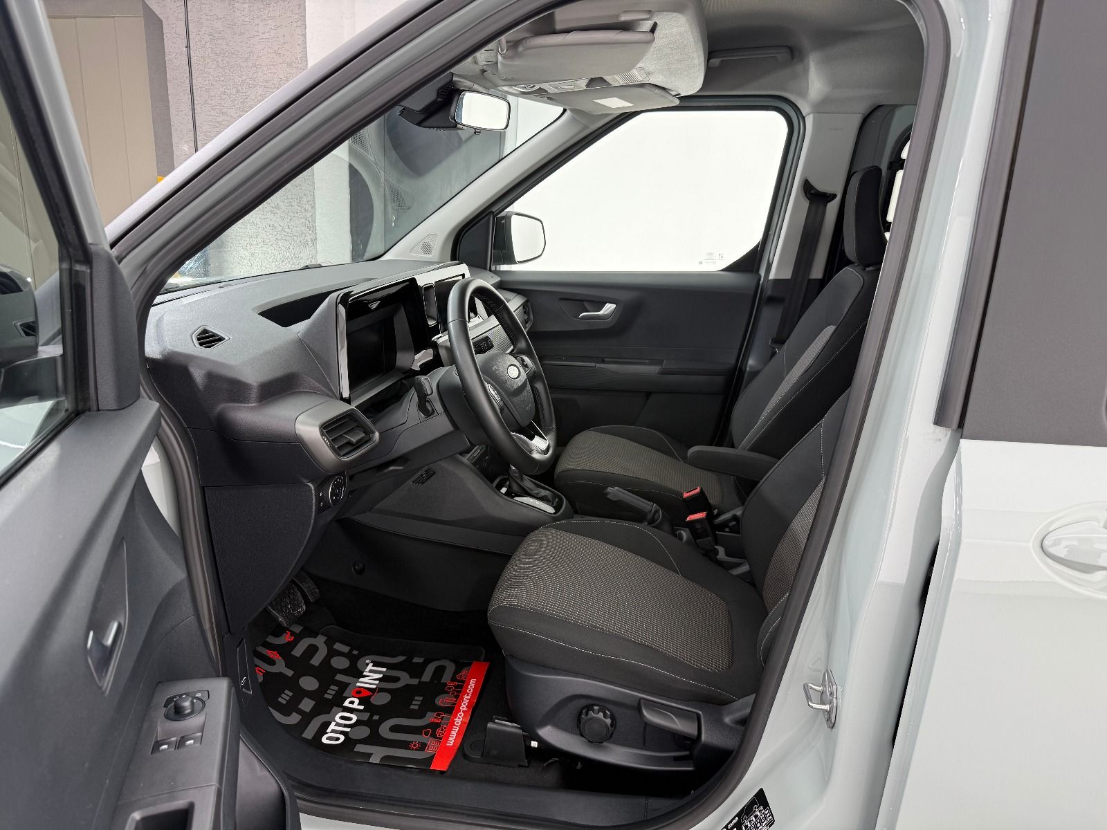Ford Tourneo Courier 1.0 EcoBoost Deluxe - 2025 - Detay