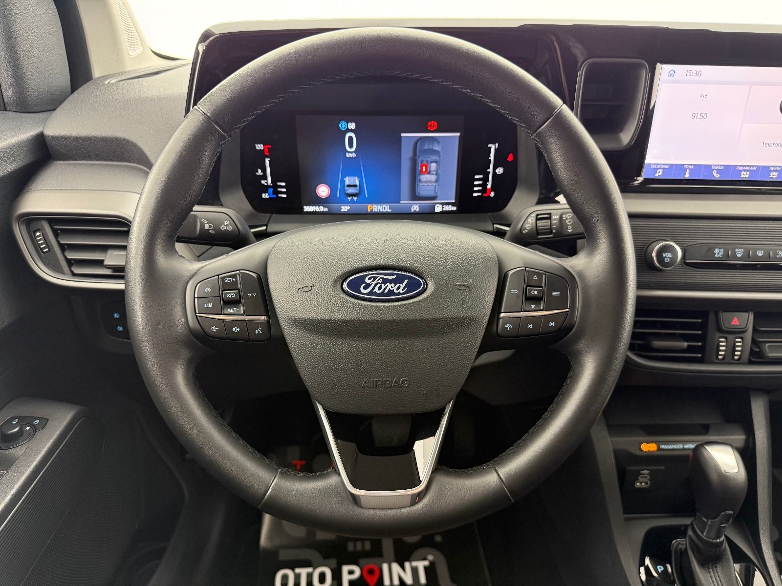 Ford Tourneo Courier 1.0 EcoBoost Deluxe - 2025 - Detay