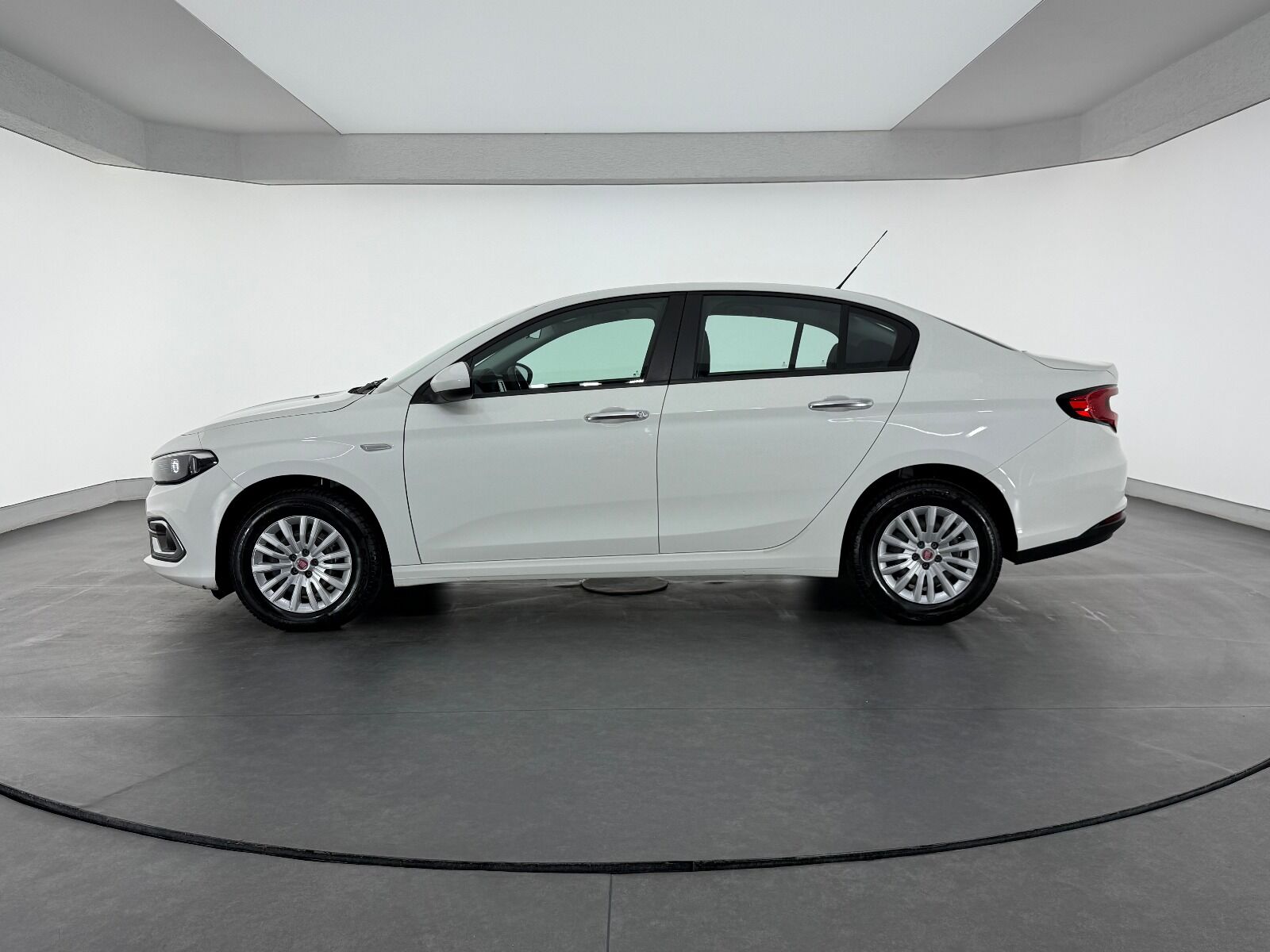 Fiat Egea 1.6 MultiJet Easy GSR DCT - 2024 - Detay