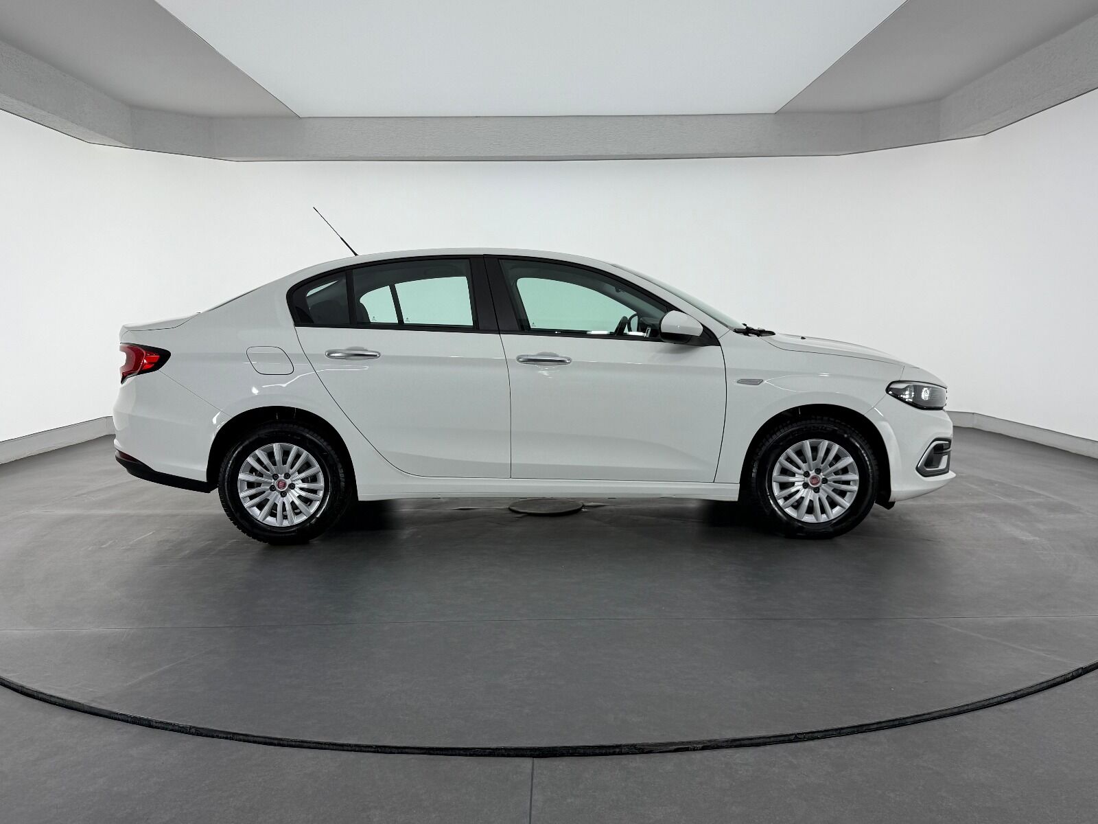 Fiat Egea 1.6 MultiJet Easy GSR DCT - 2024 - Detay