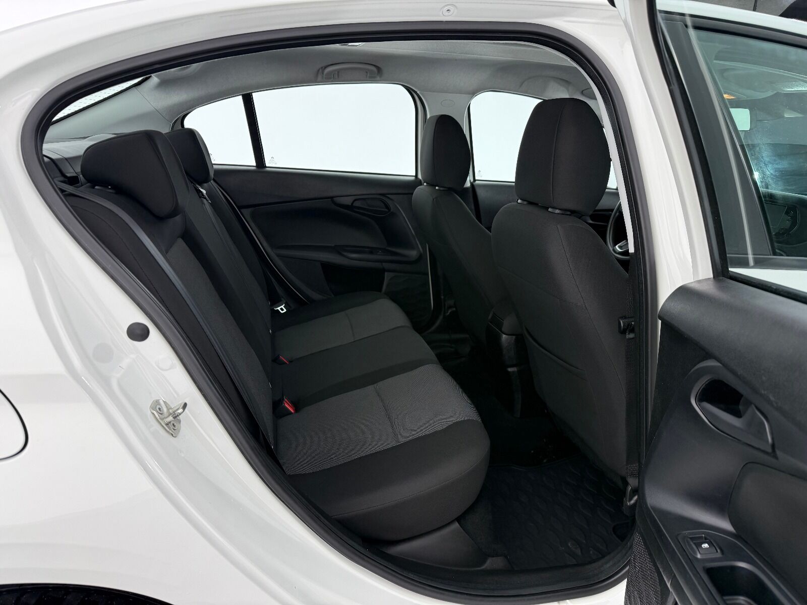 Fiat Egea 1.6 MultiJet Easy GSR DCT - 2024 - Detay