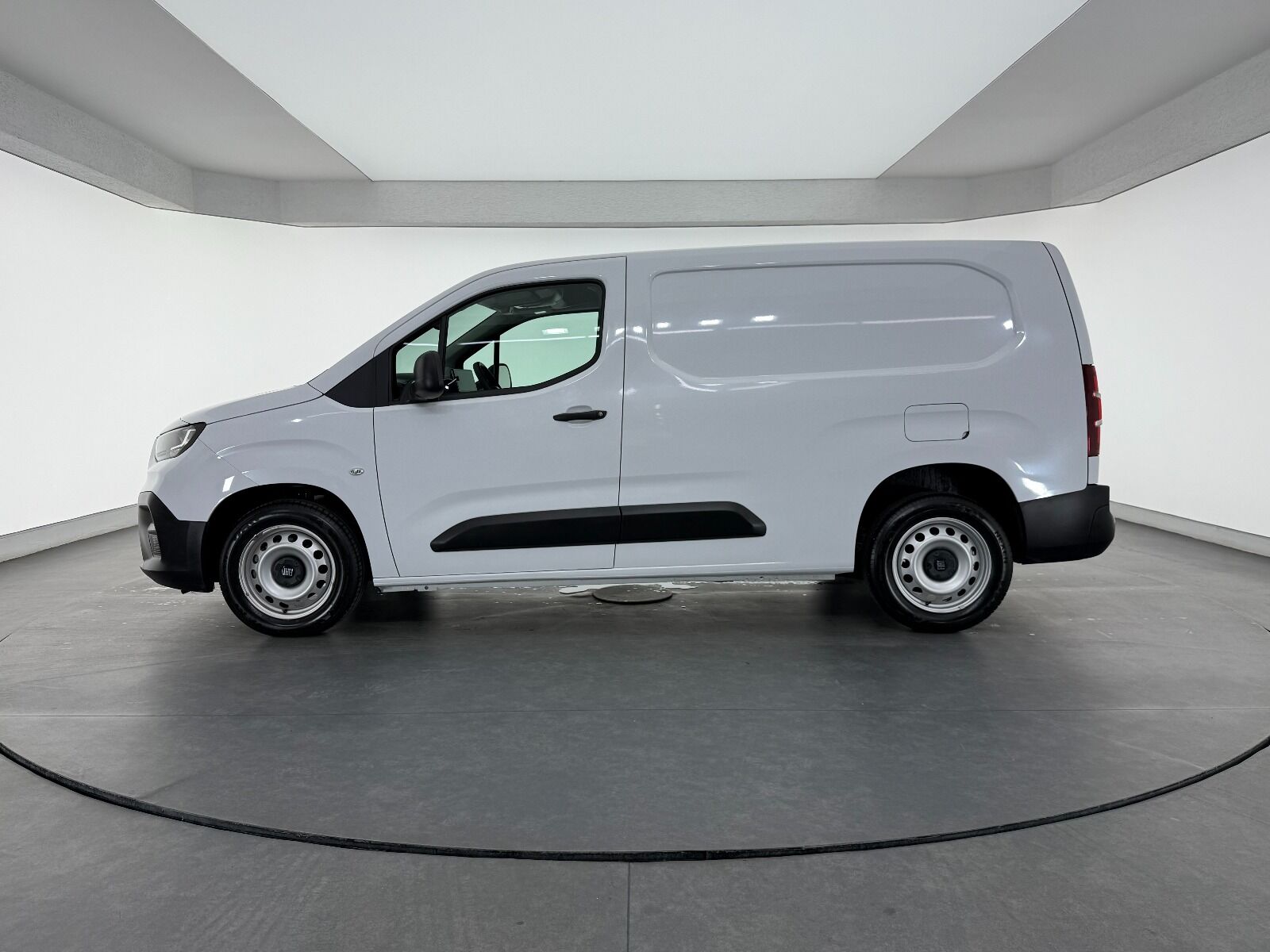 Fiat Doblo Cargo 1.5 BlueHDİ Maxi - 2025 - Detay
