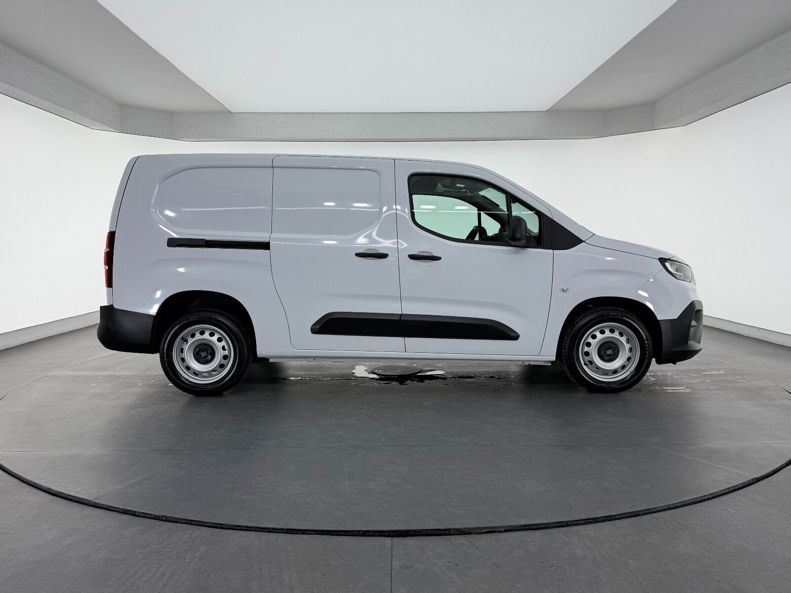 Fiat Doblo Cargo 1.5 BlueHDİ Maxi - 2025 - Detay