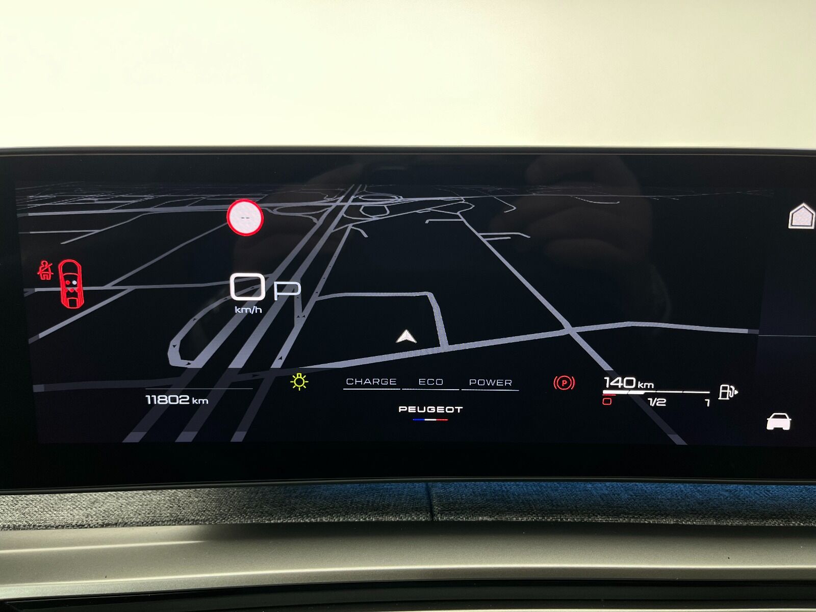 Peugeot 3008 Crossover 1.2 Hybrid Allure eDCS6 - 2025 - Detay