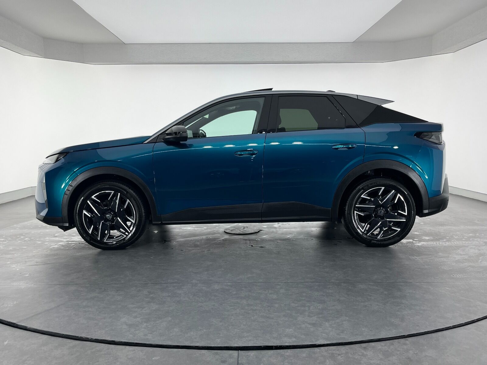 Peugeot 3008 Crossover 1.2 Hybrid Allure eDCS6 - 2025 - Detay