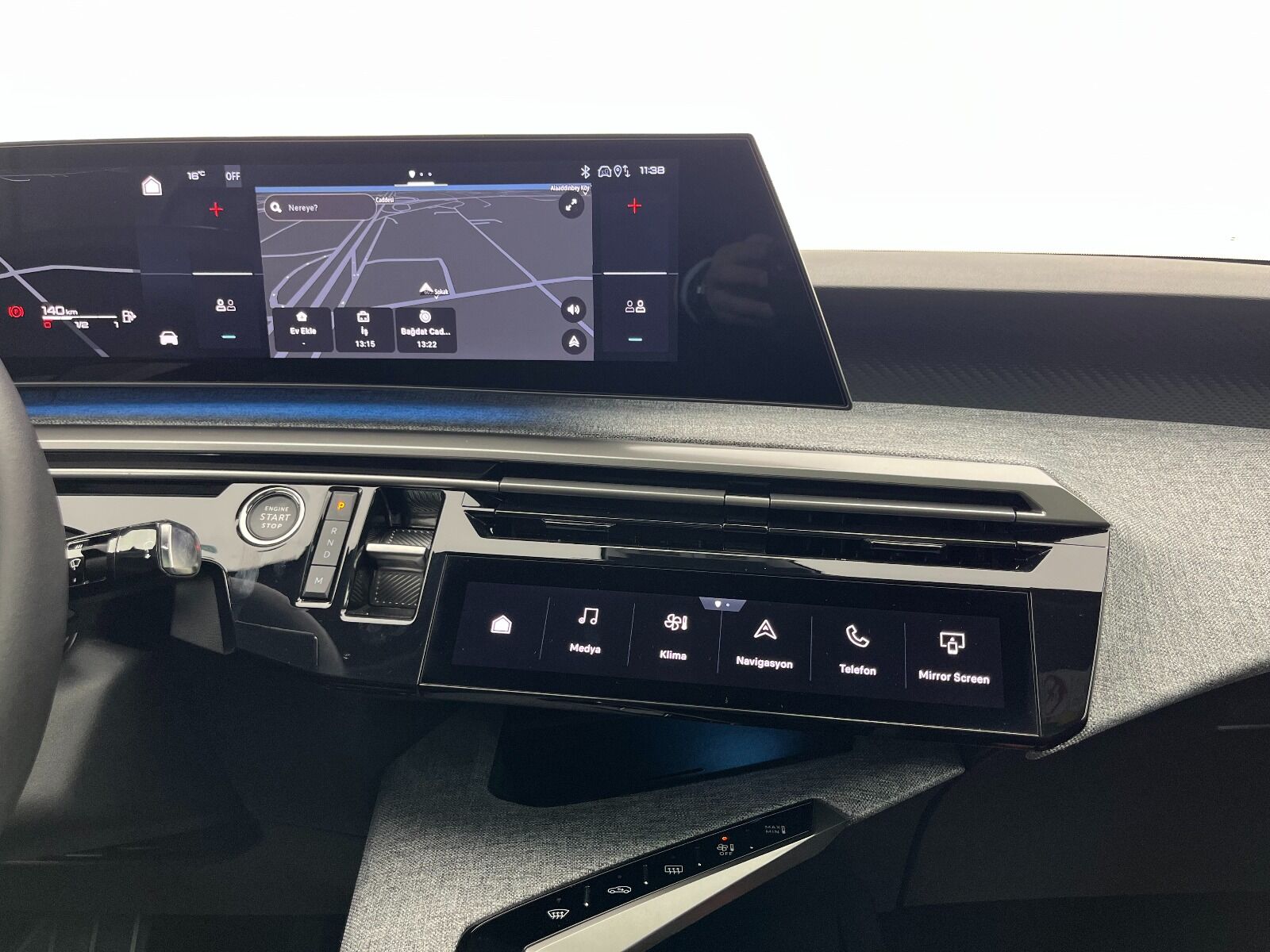 Peugeot 3008 Crossover 1.2 Hybrid Allure eDCS6 - 2025 - Detay