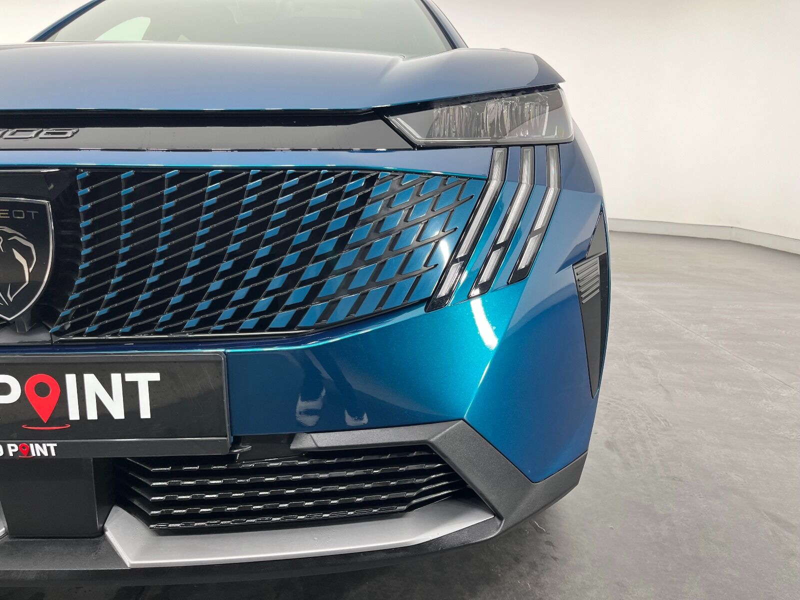 Peugeot 3008 Crossover 1.2 Hybrid Allure eDCS6 - 2025 - Detay