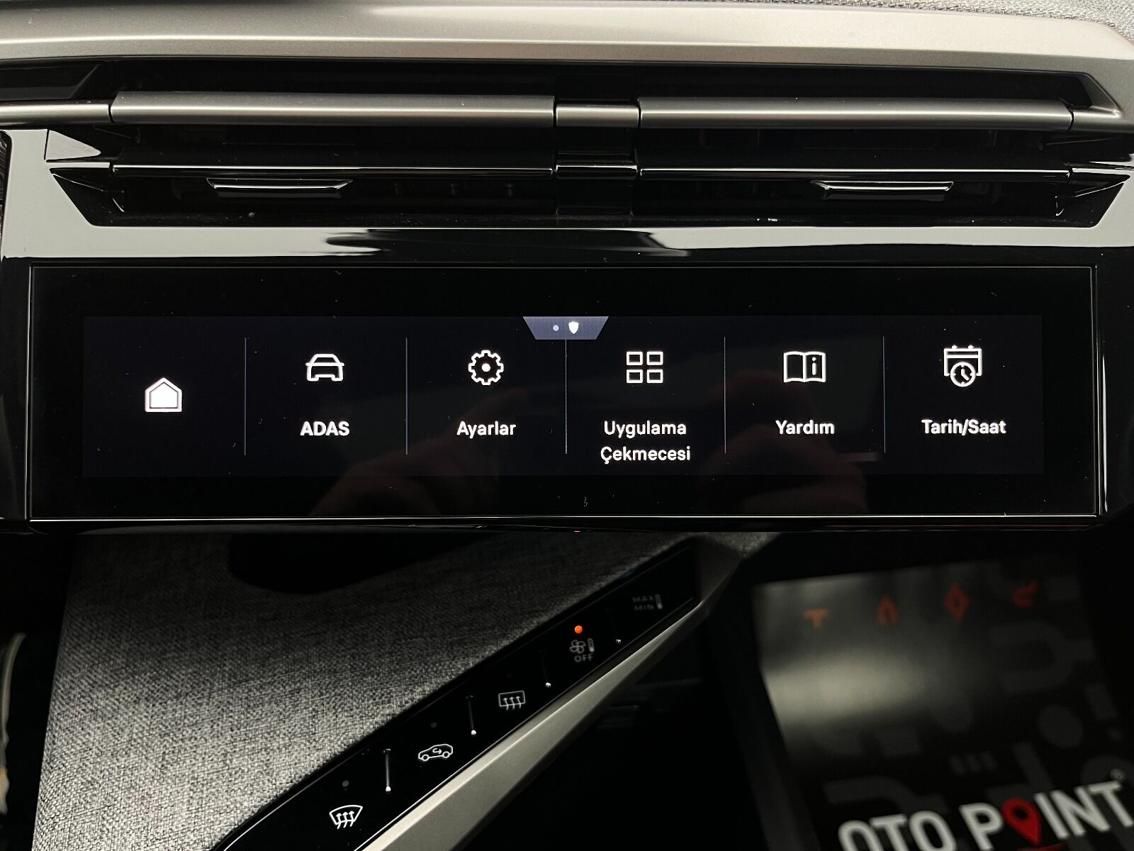 Peugeot 3008 Crossover 1.2 Hybrid Allure eDCS6 - 2025 - Detay