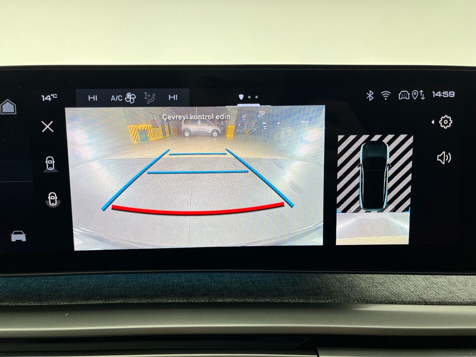 Peugeot 3008 Crossover 1.2 Hybrid Allure eDCS6 - 2025 - Detay