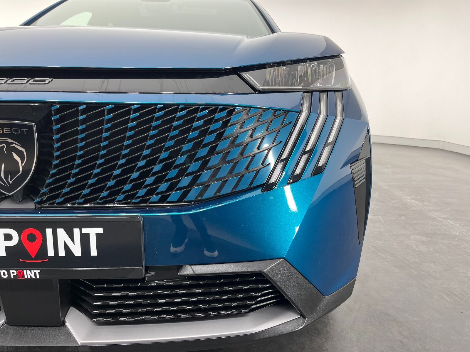 Peugeot 3008 Crossover 1.2 Hybrid Allure eDCS6 - 2025 - Detay