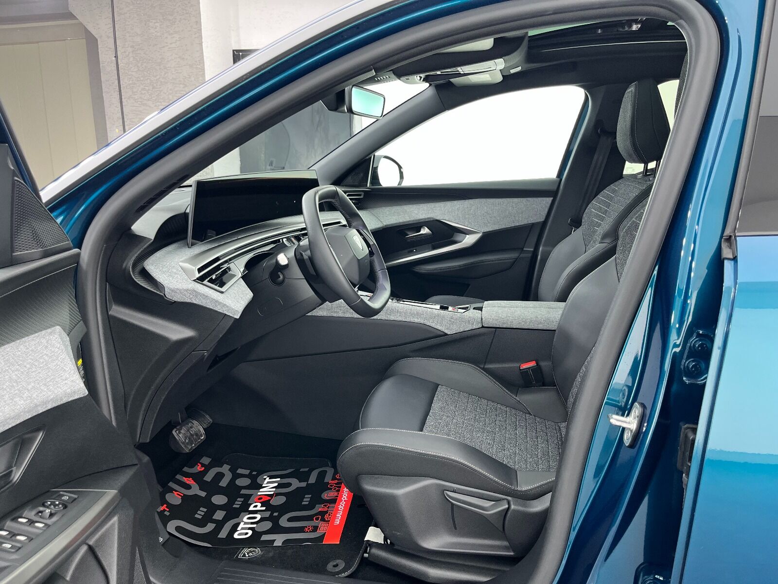 Peugeot 3008 Crossover 1.2 Hybrid Allure eDCS6 - 2025 - Detay