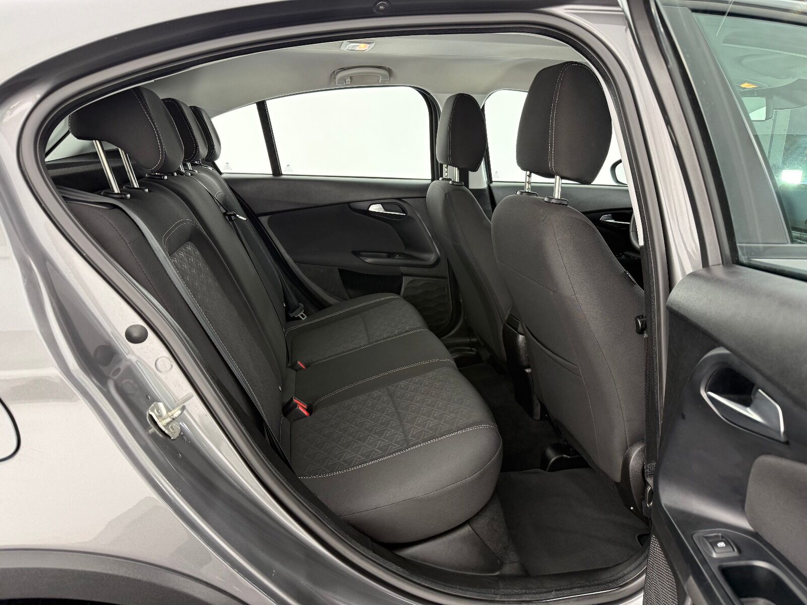 Fiat Egea Cross 1.6 Multijet Urban TRCTN+ GSR DCT - 2024 - Detay