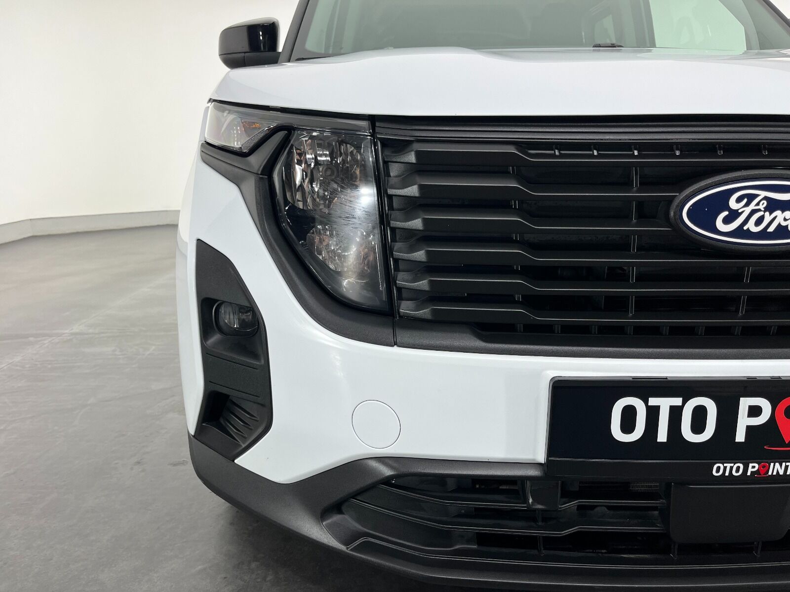 Ford Tourneo Courier 1.5L EcoBlue Deluxe - 2024 - Detay
