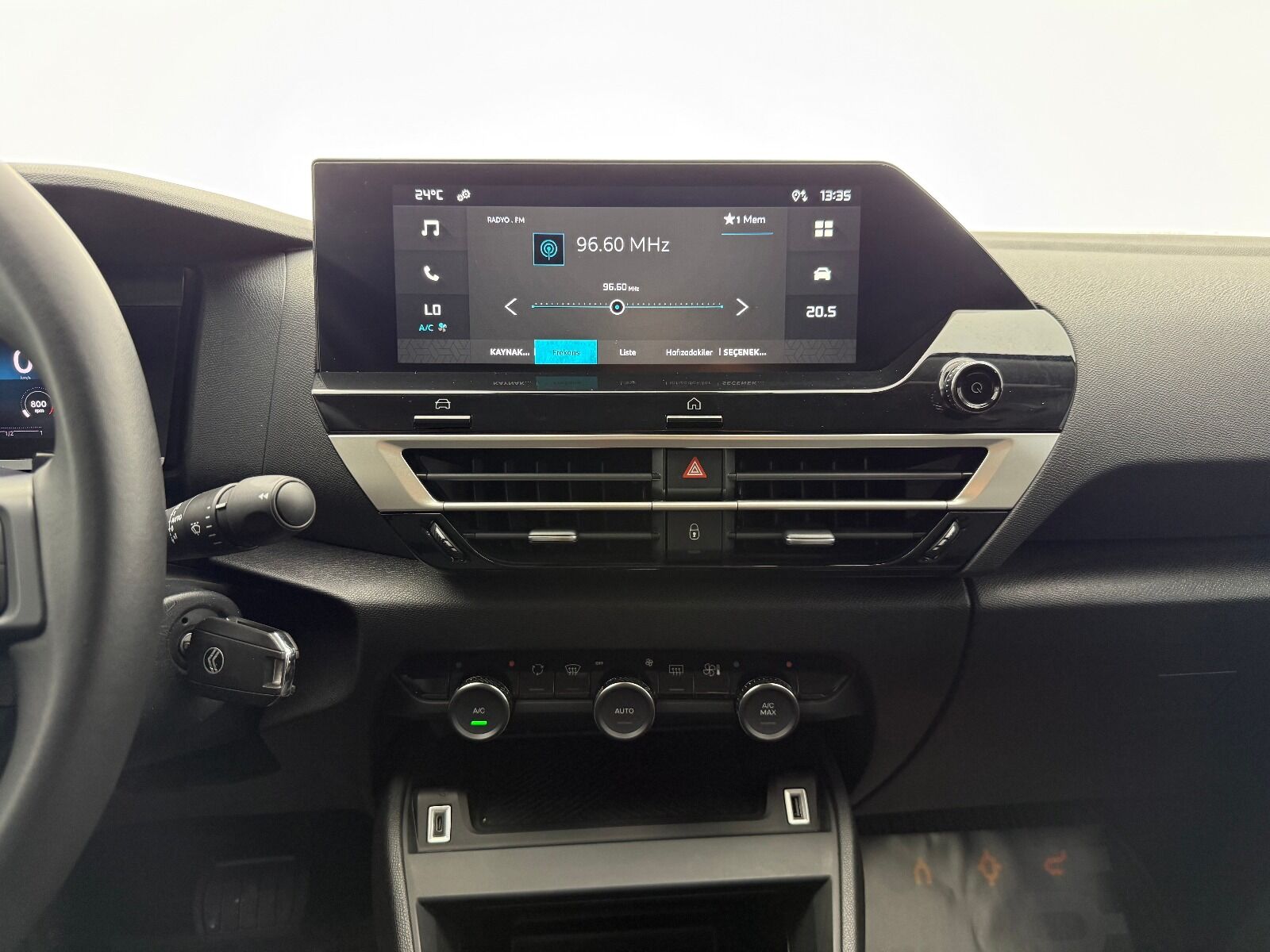 Citroen C4 X 1.2 Puretech You EAT8 - 2025 - Detay