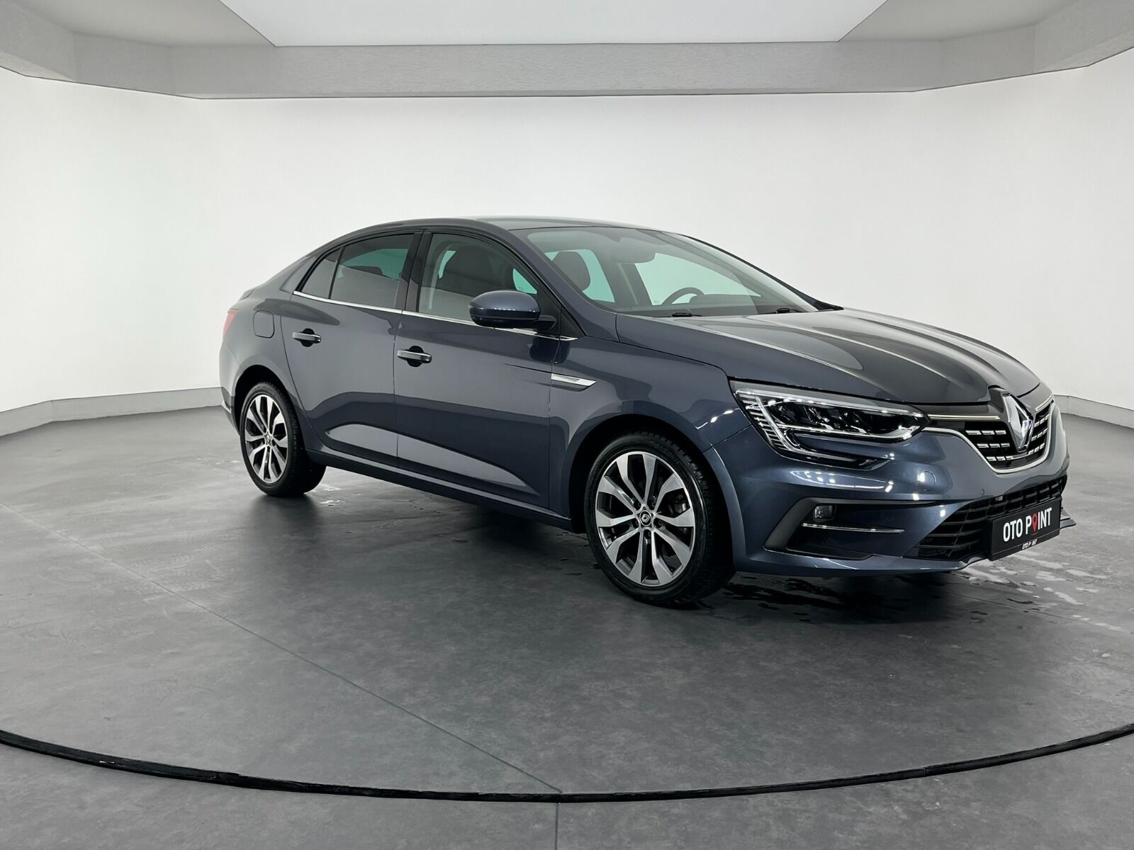 Renault Megane Sedan 1.5 Blue DCI Icon EDC - 2024 - Detay