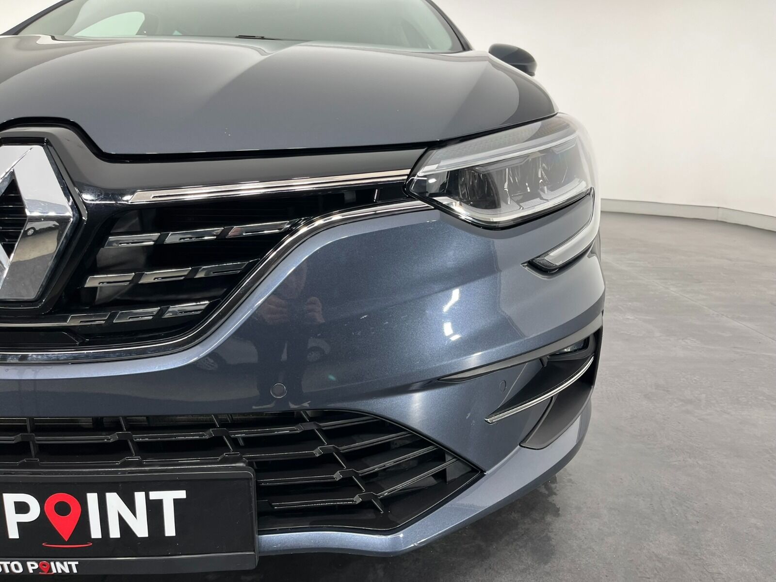 Renault Megane Sedan 1.5 Blue DCI Icon EDC - 2024 - Detay