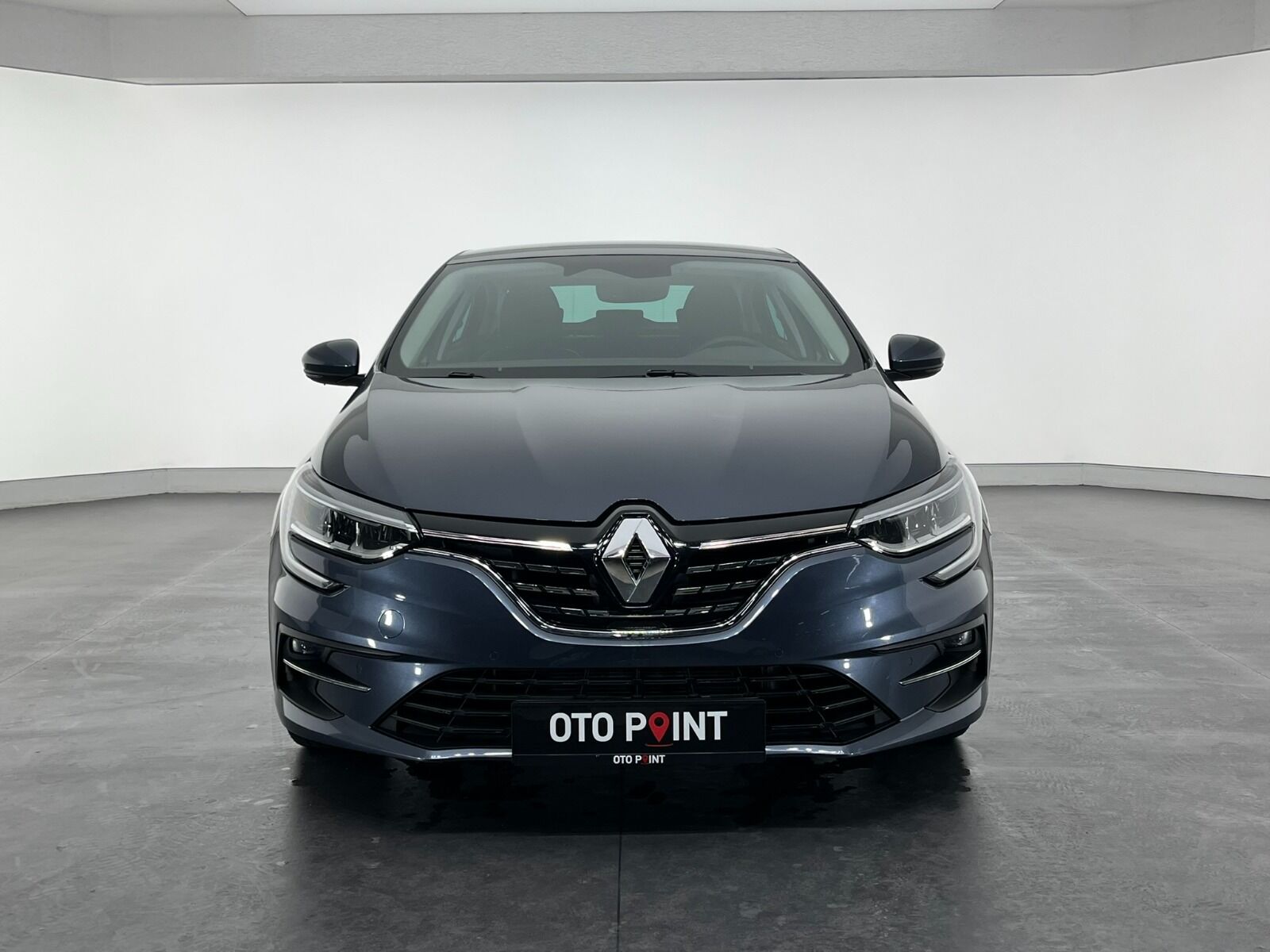 Renault Megane Sedan 1.5 Blue DCI Icon EDC - 2024