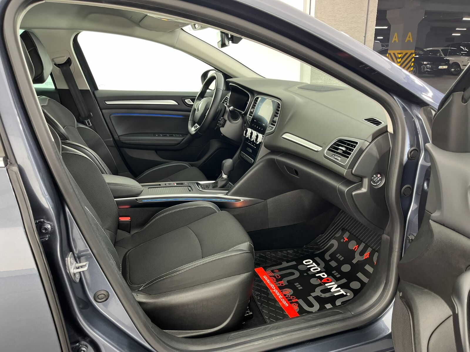 Renault Megane Sedan 1.5 Blue DCI Icon EDC - 2024 - Detay