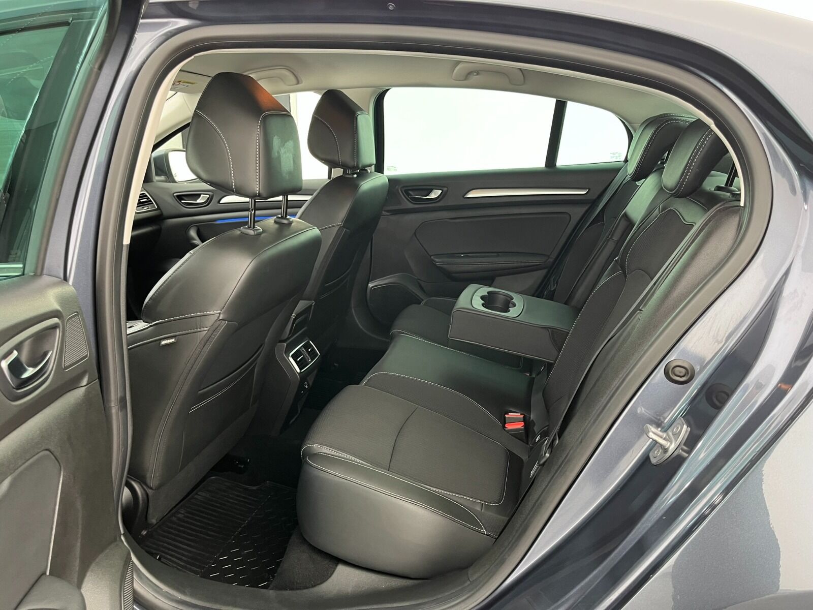 Renault Megane Sedan 1.5 Blue DCI Icon EDC - 2024 - Detay